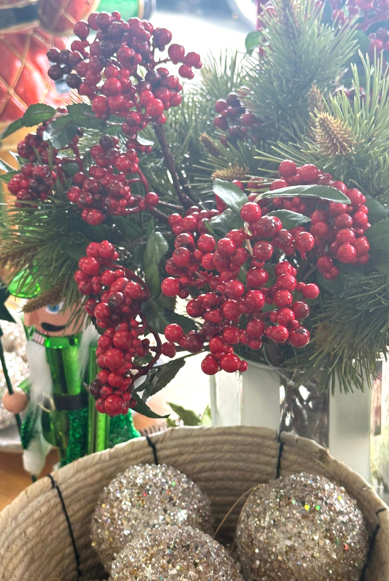 Pepper Berry Spray Red - Magpie Style