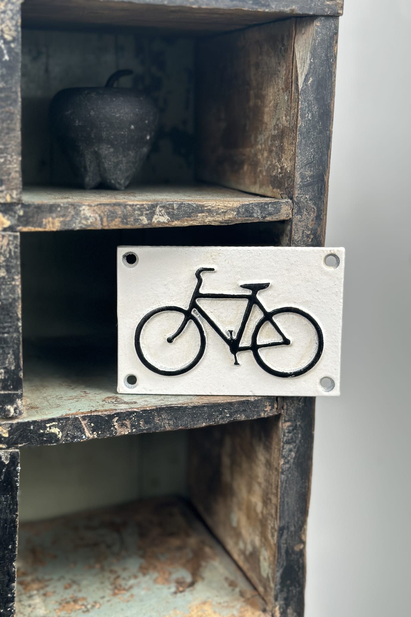 Bicycle Logo Sign - Magpie Style