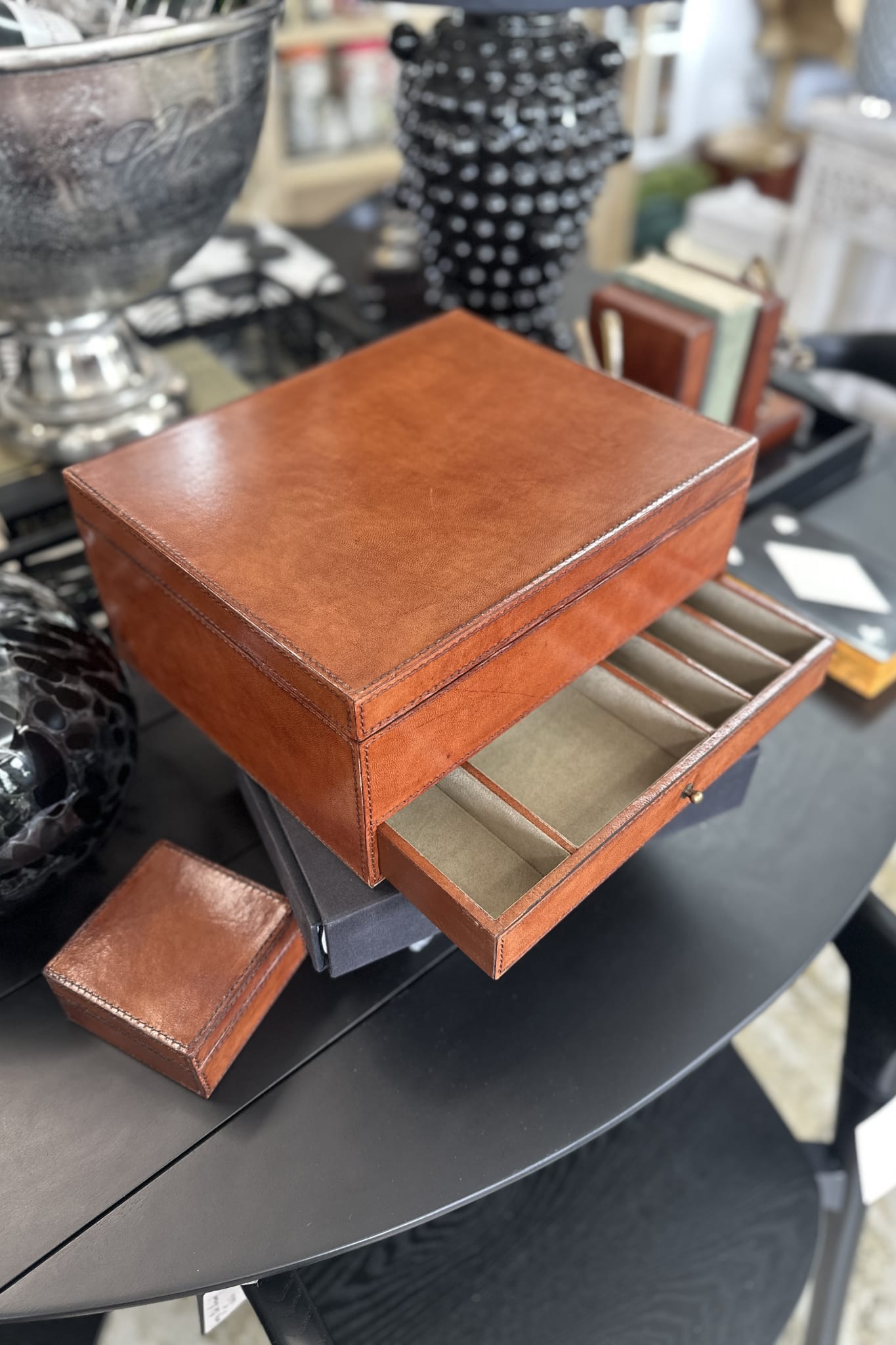 Leather 10 Watch Holder - Tan - Magpie Style