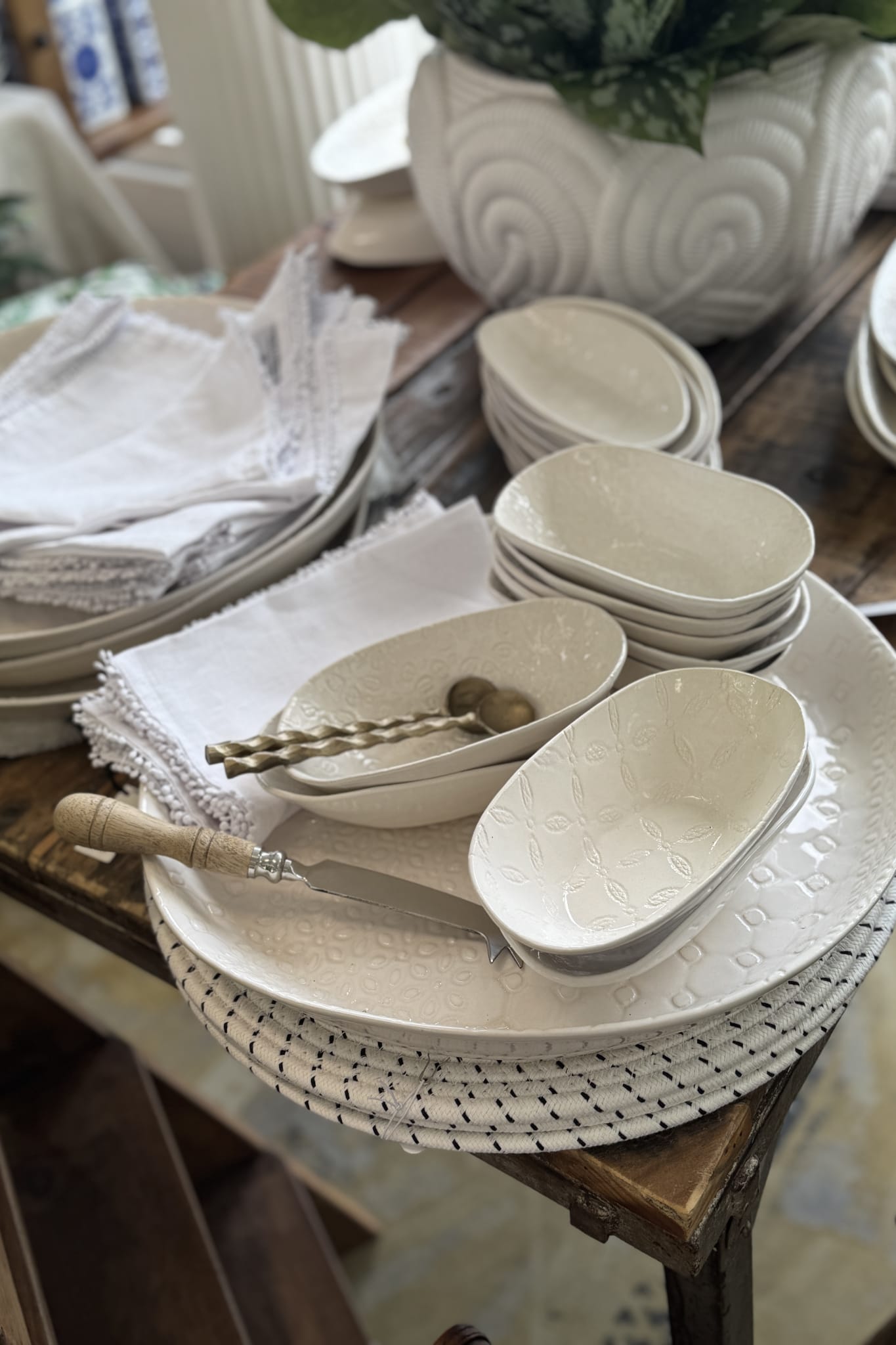 WONKI WARE Sweet Dish - Lace - Magpie Style