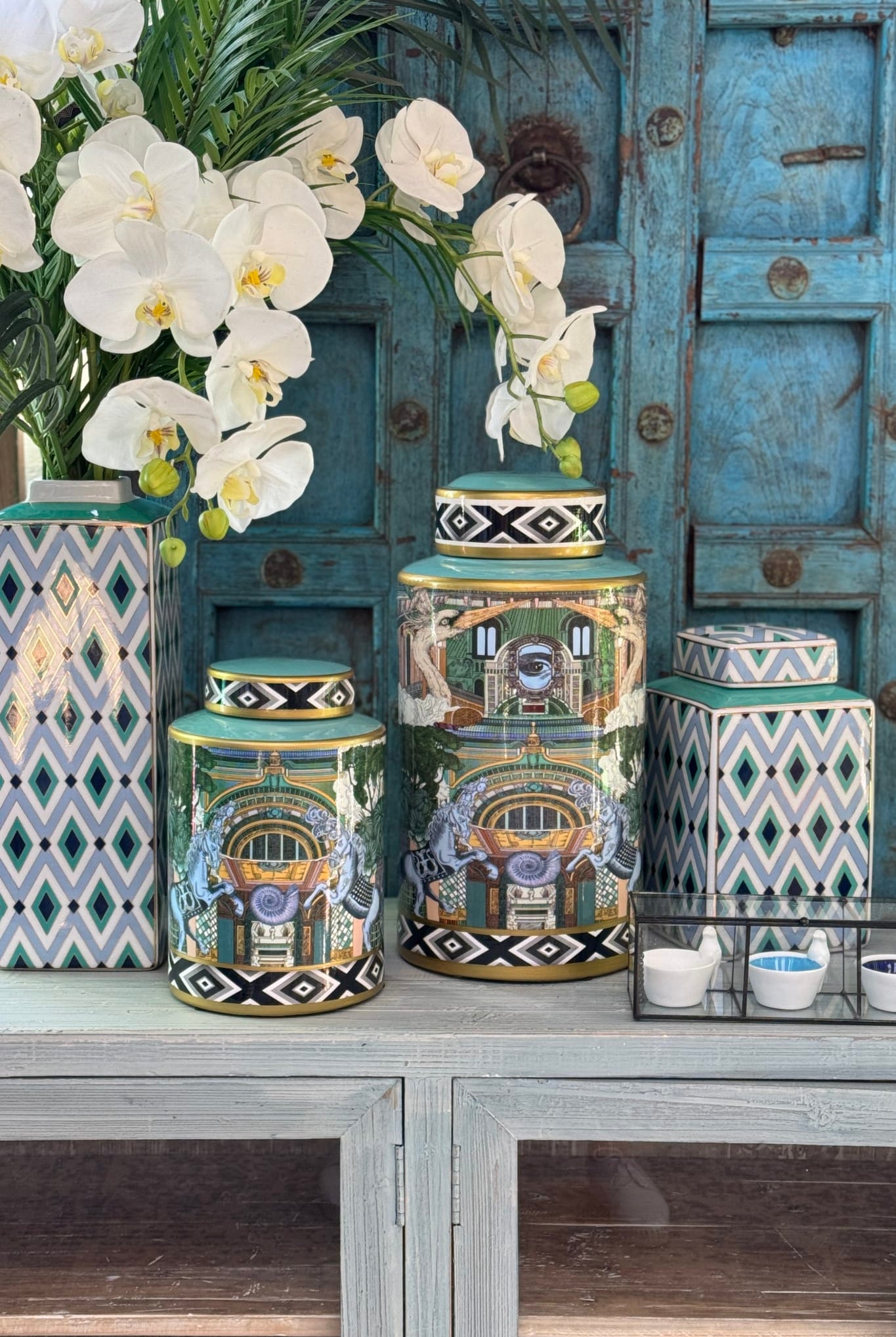 Akira Porcelain Large Jar - Magpie Style