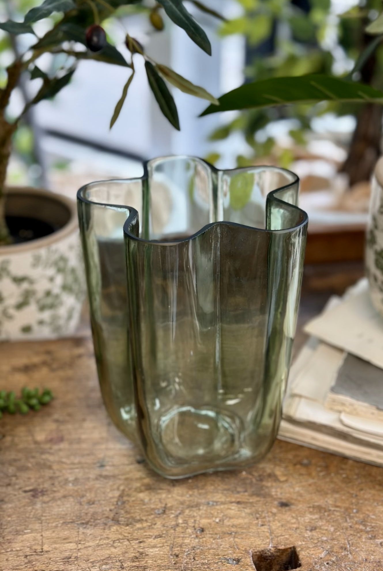 Aspen Channel Glass Vase - Sml - Magpie Style