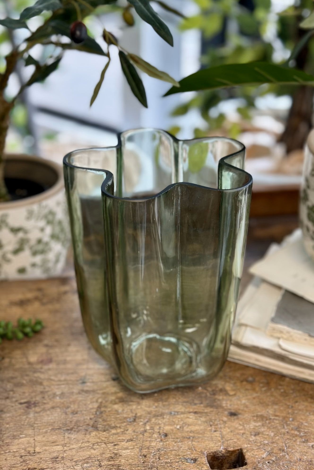 Aspen Channel Glass Vase - Sml - Magpie Style