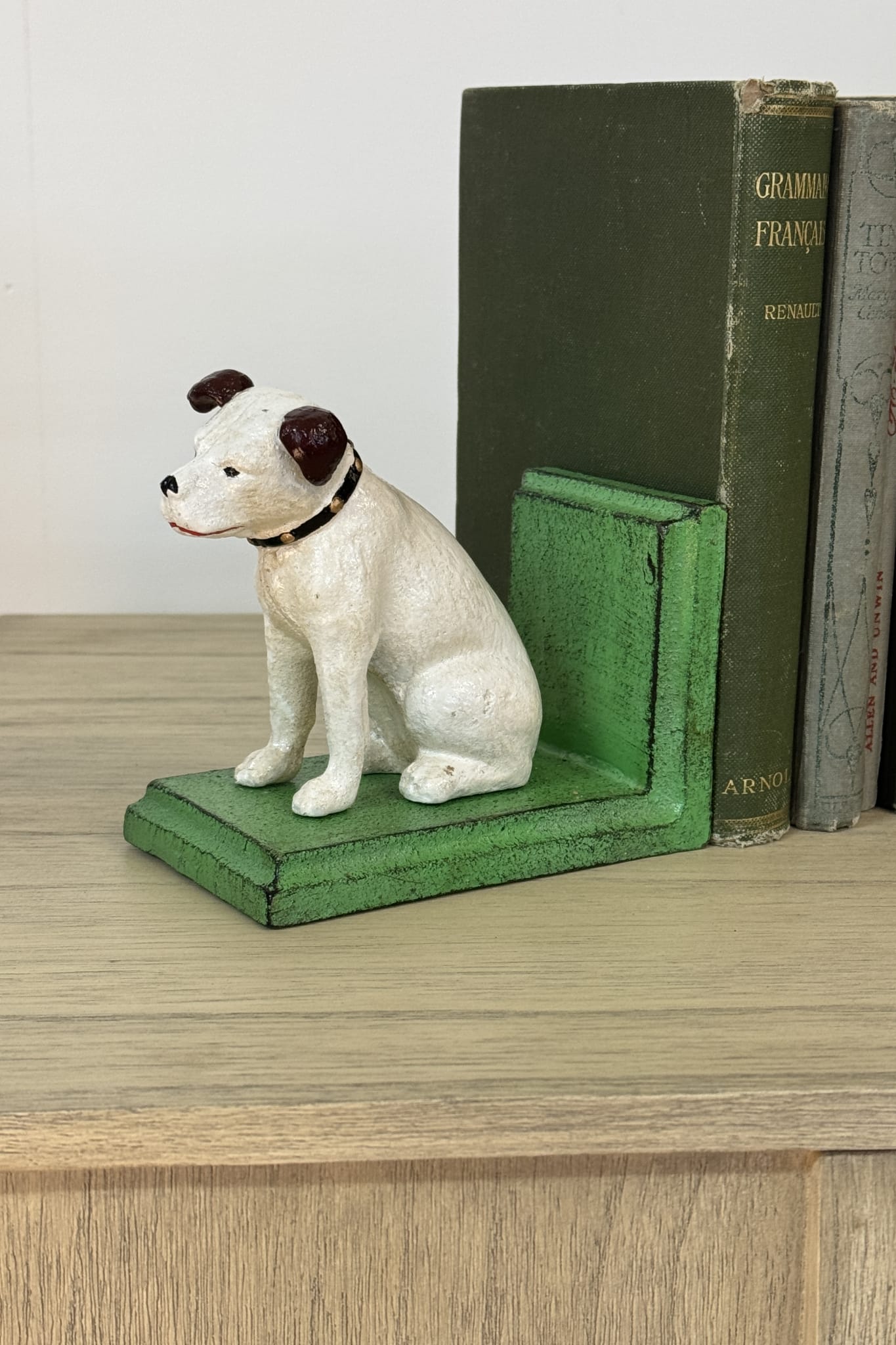 Nipper Dog Book Ends - Magpie Style