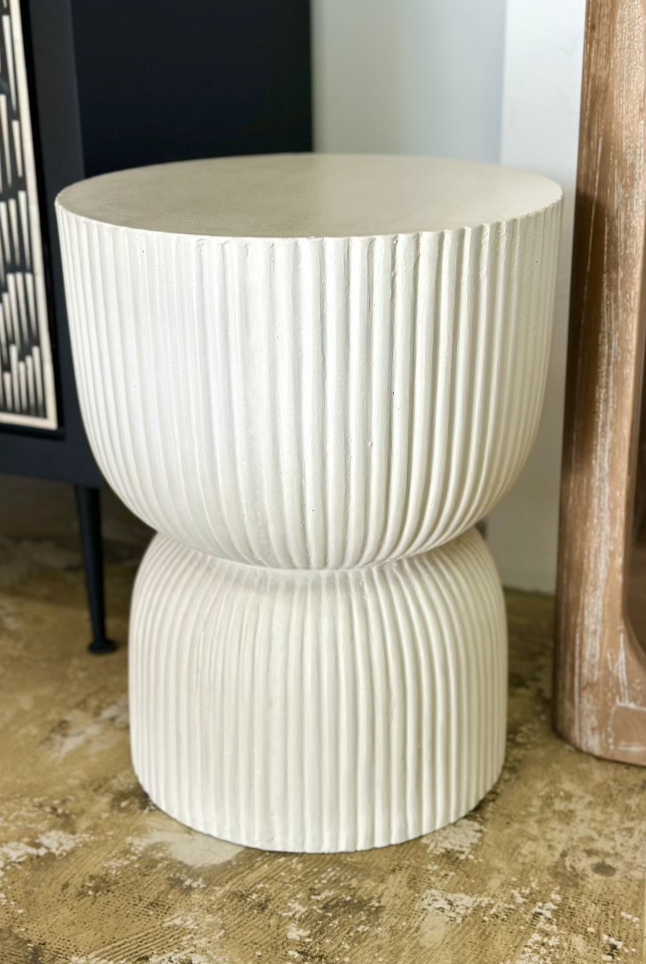 Linea Stool - Magpie Style