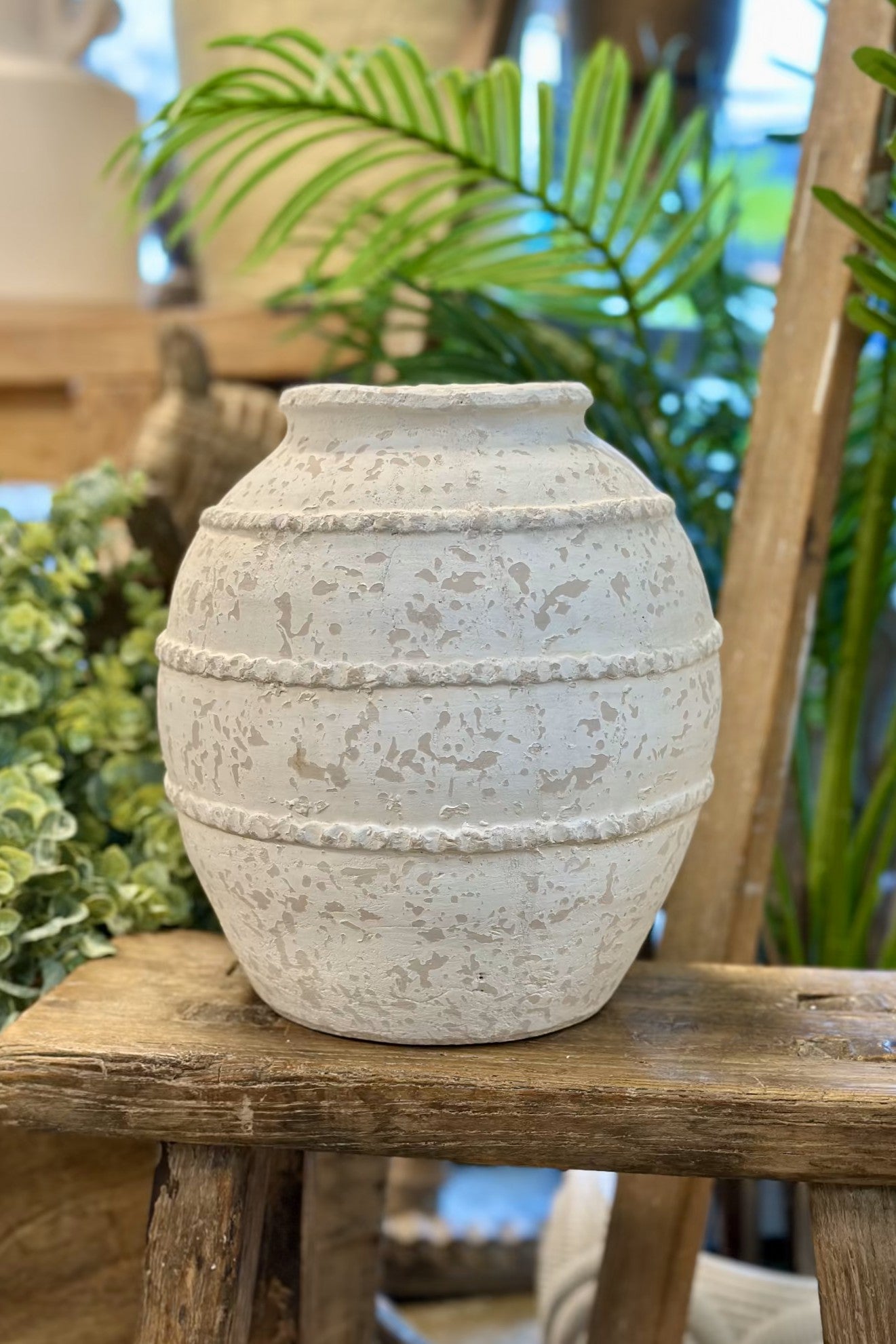 Hylde Ceramic Vase - White - Magpie Style