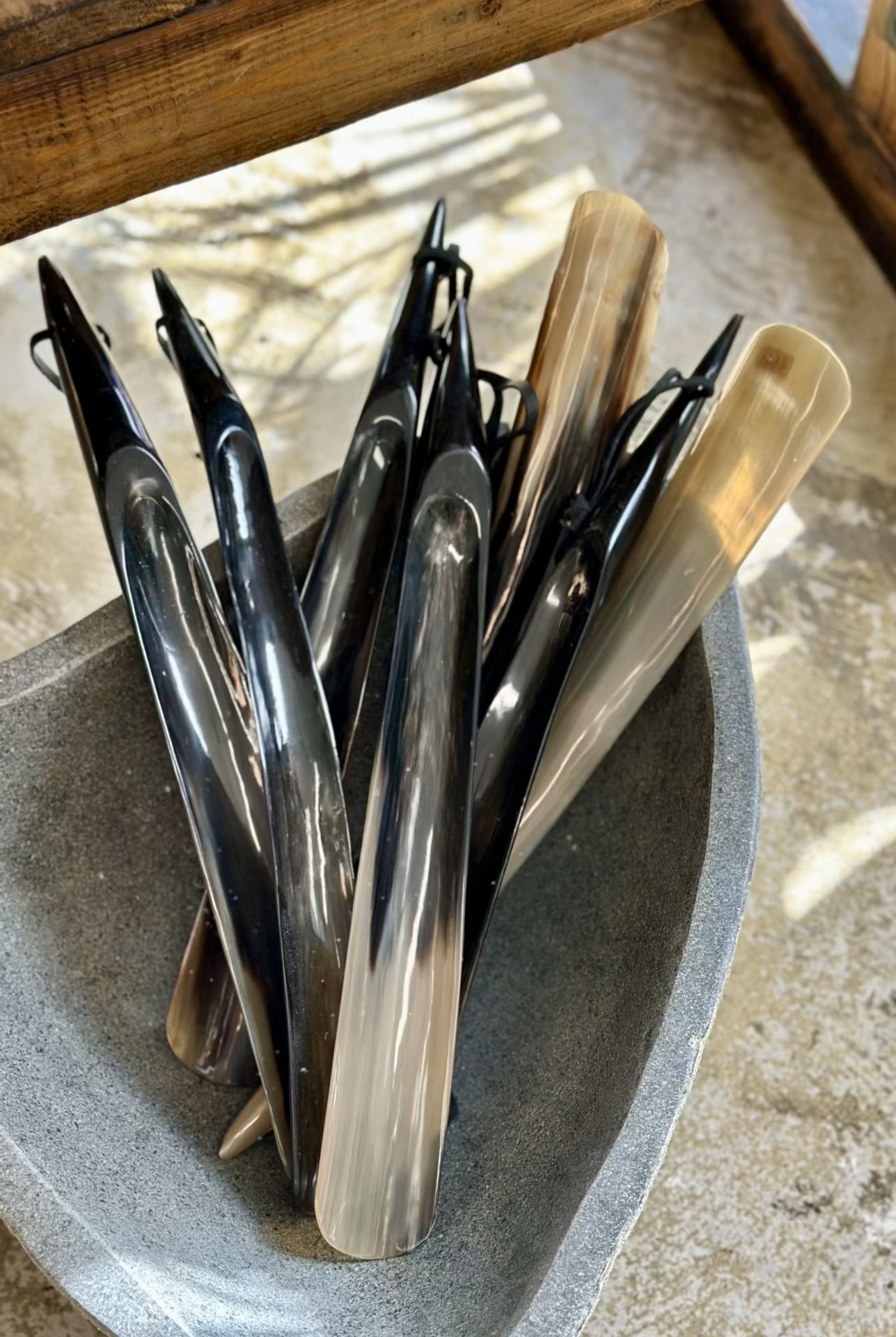 MAGPIE HOME Shoe Horn - Long - Magpie Style