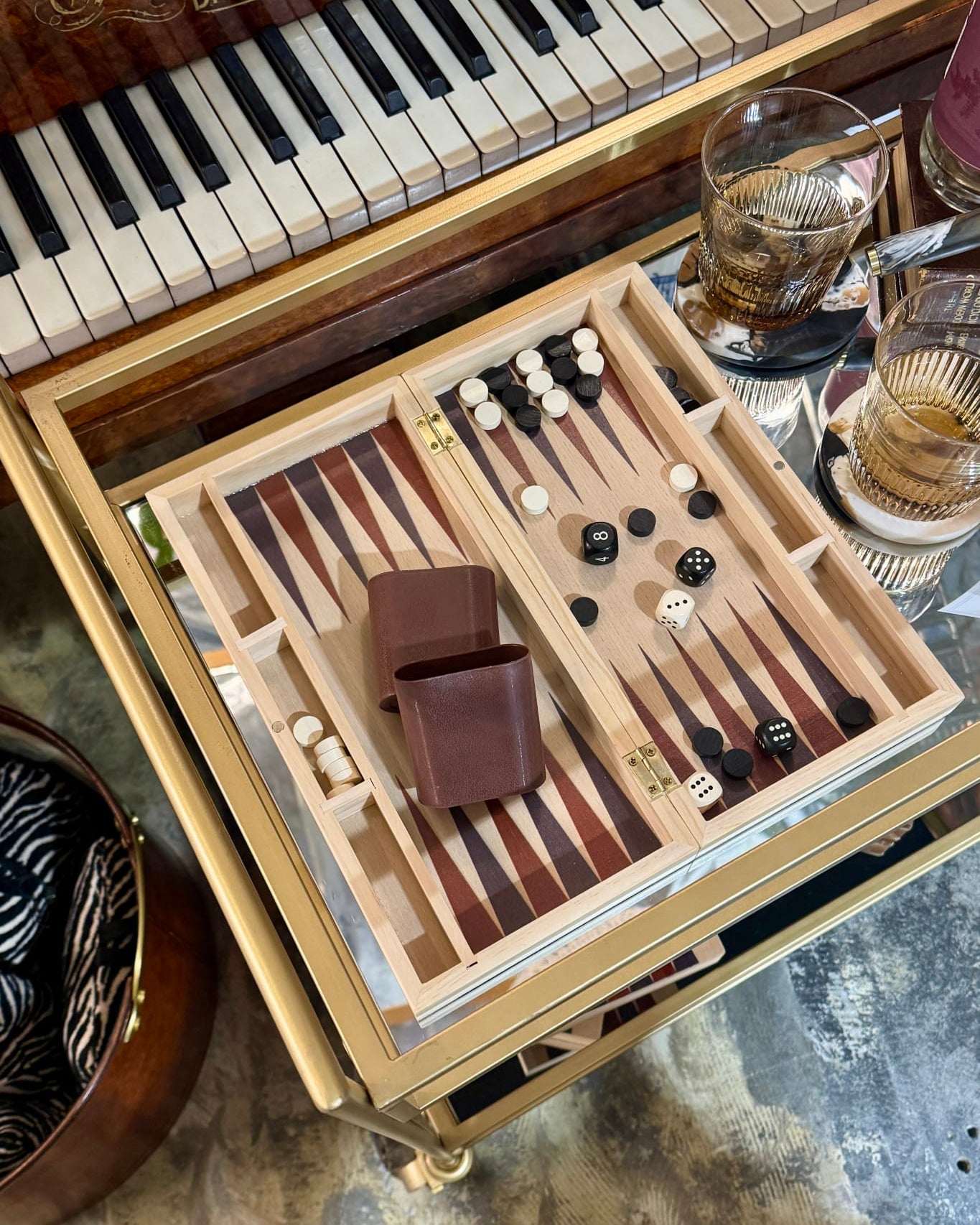 Backgammon Wood Game - Nat/Black - Magpie Style