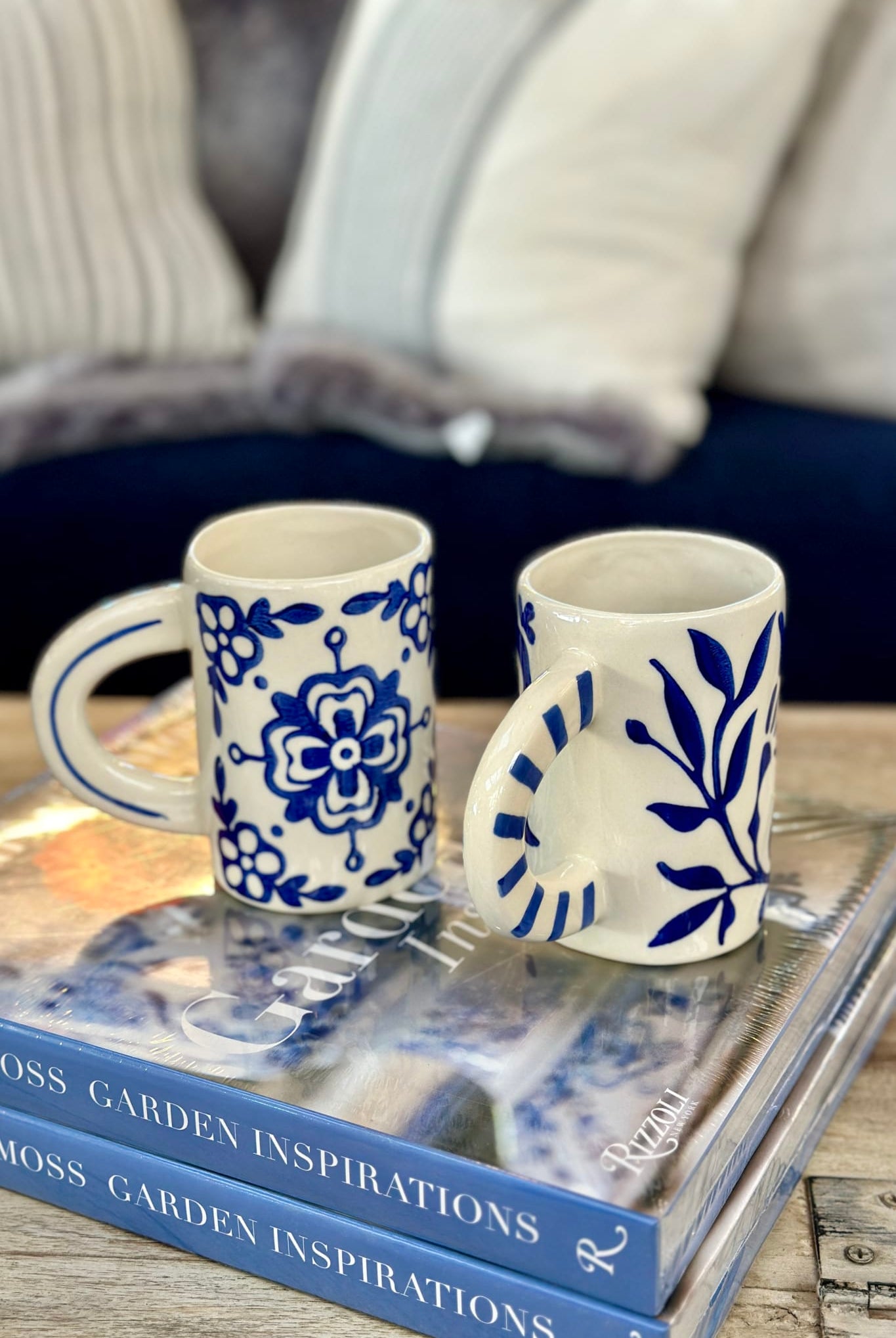 Bernisse Mug - Blue/White Floral - Magpie Style