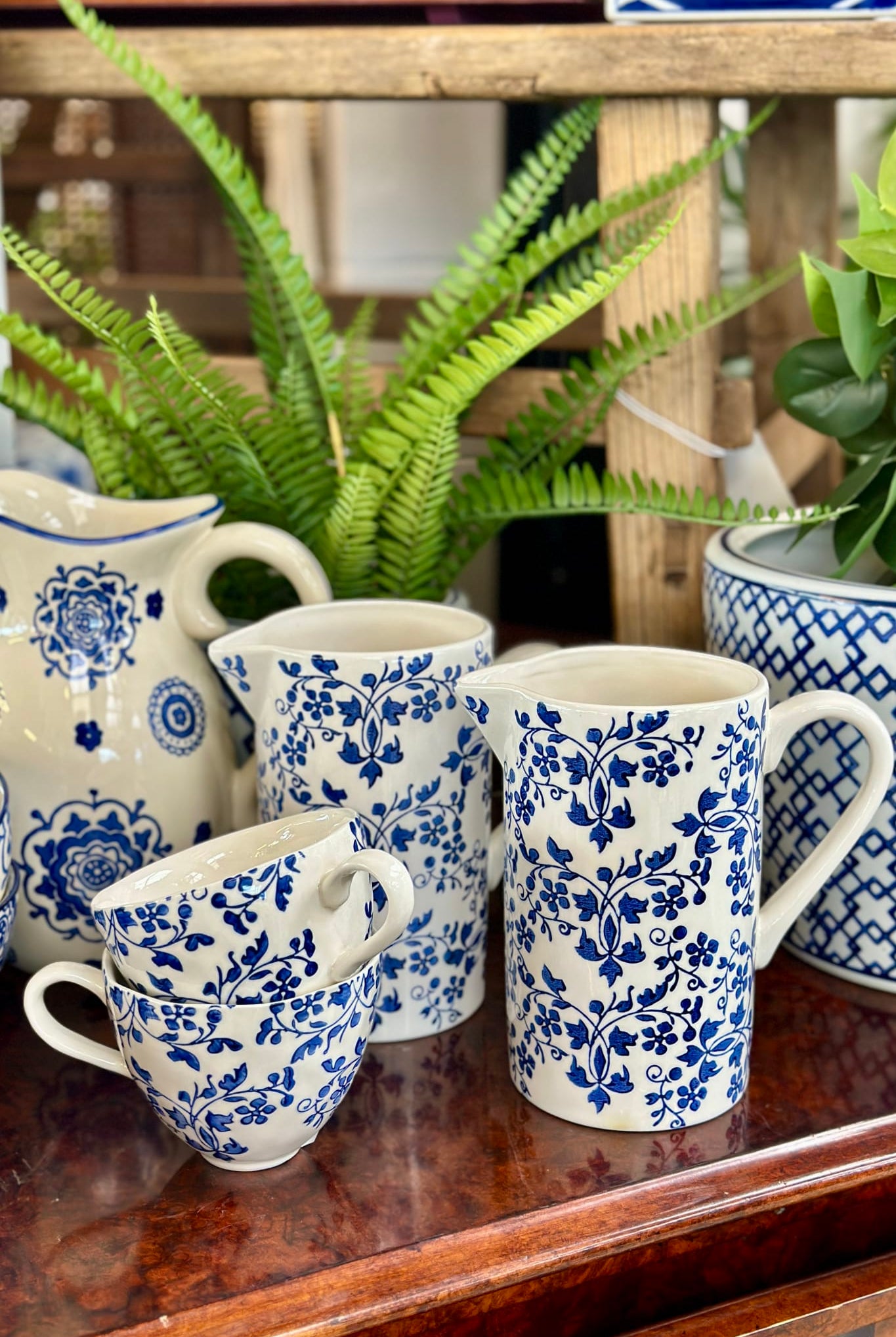 Porto Medium Jug - Magpie Style