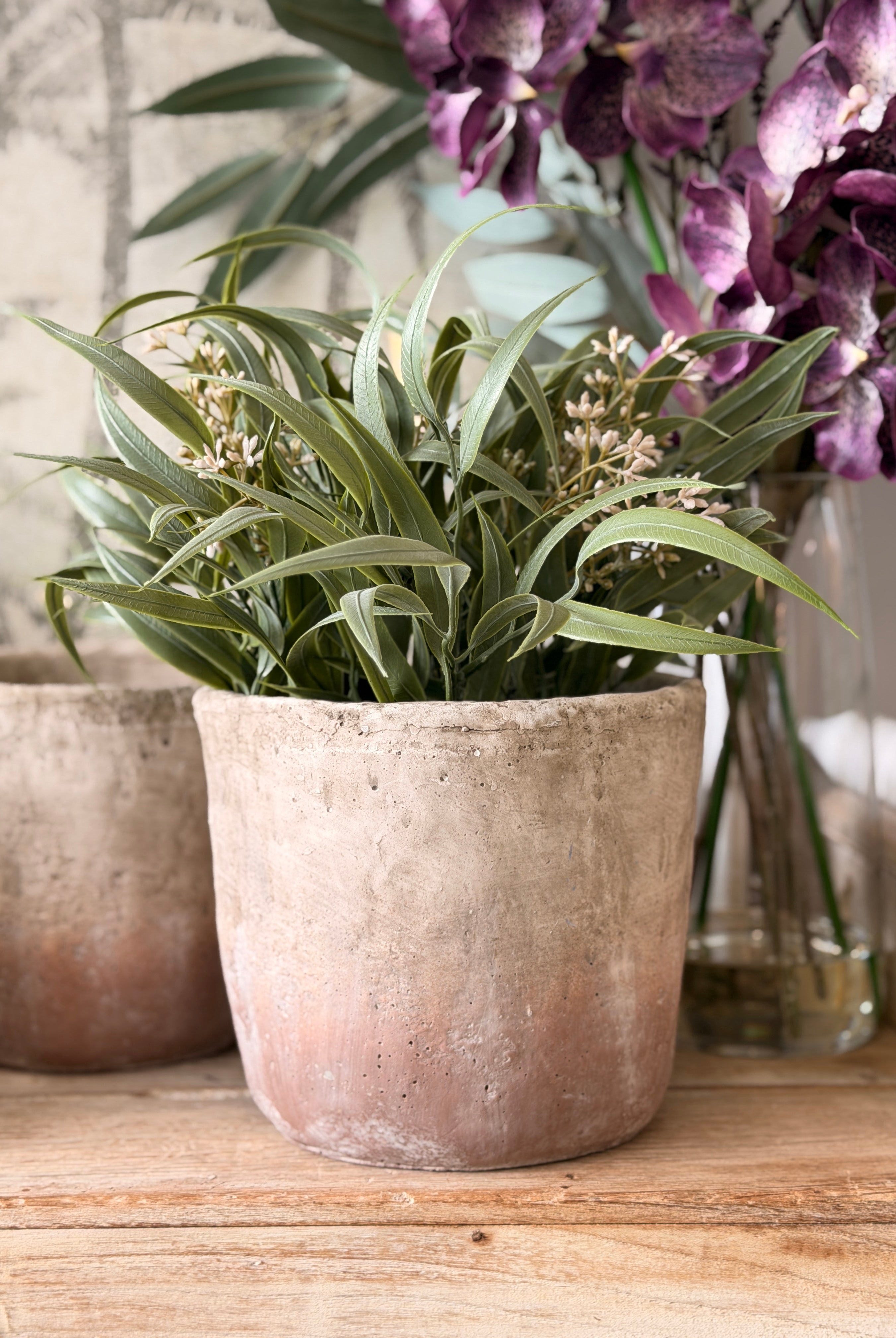 Marron Planter Pot - Medium - Magpie Style