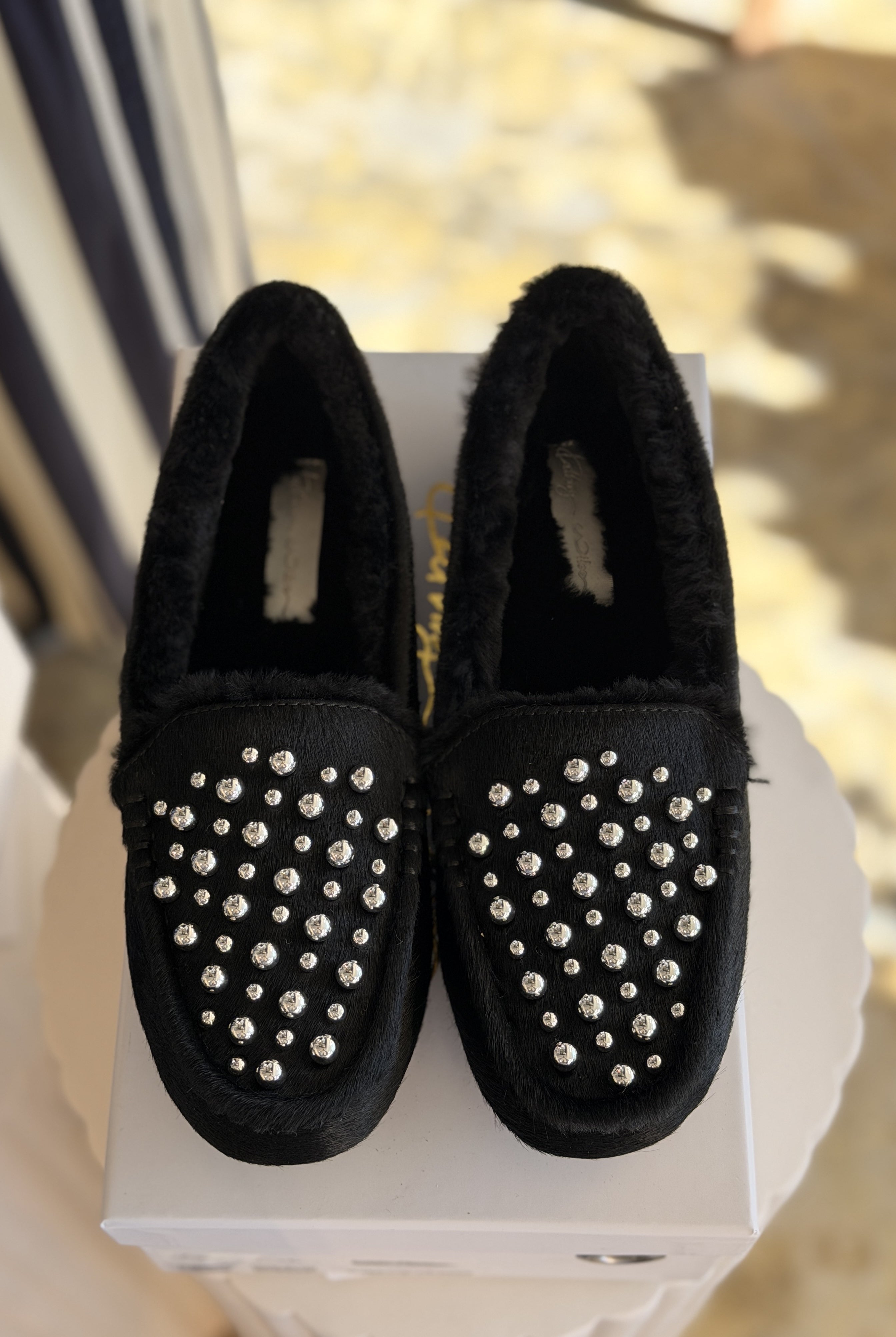KATHRYN WILSON Park Ave Slipper - Black Calf Hair - Magpie Style