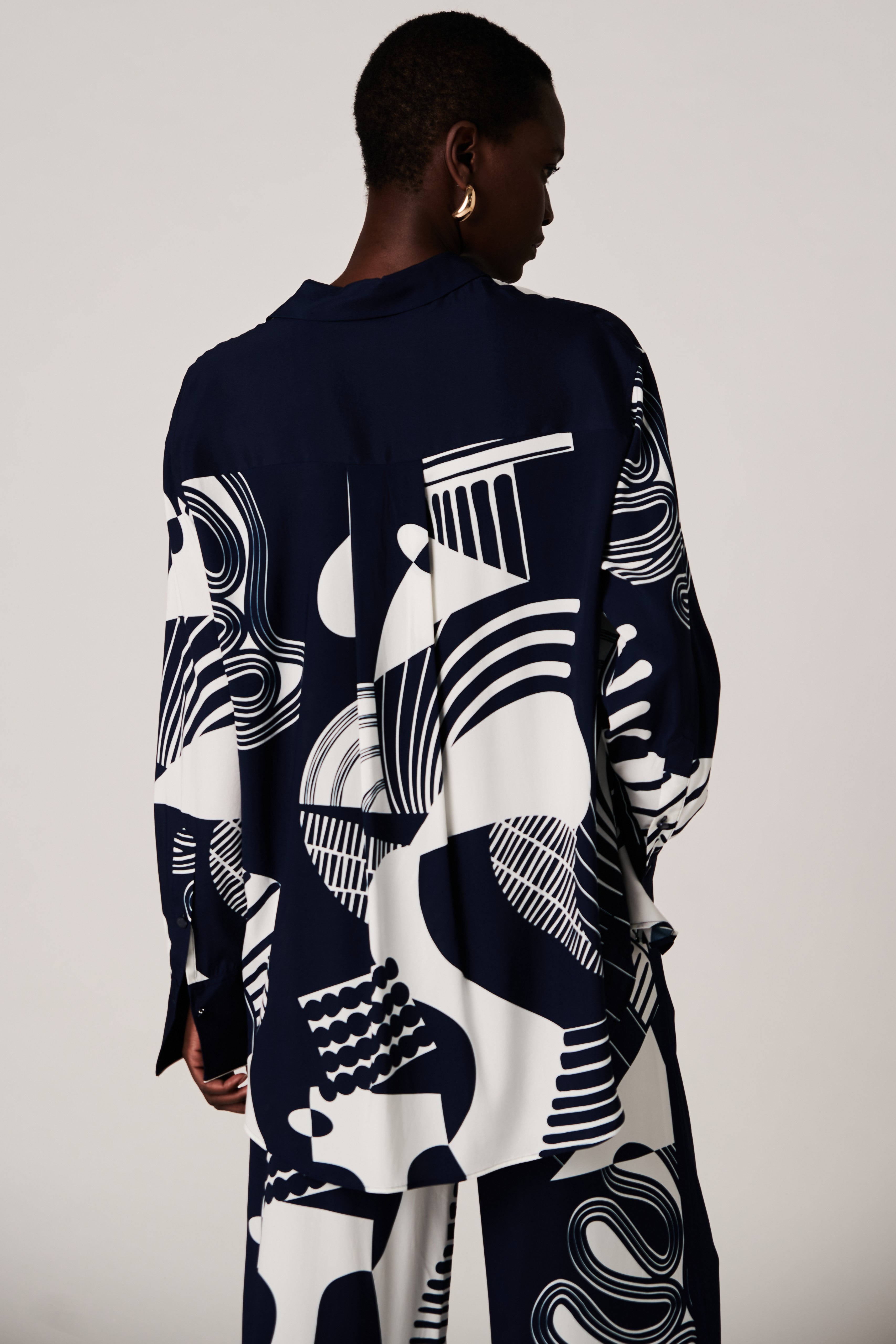 HERZEN'S ANGELEGENHEIT Collared Shirt - Marino Superwhite - Magpie Style