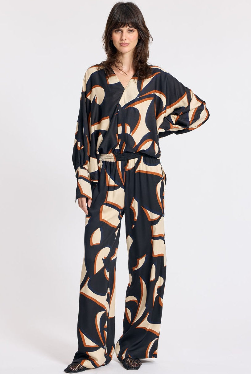 LAUREN VIDAL Alisa Graphic Pant - Magpie Style