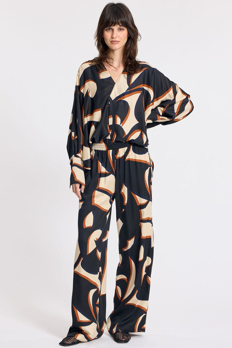 LAUREN VIDAL Enzo Graphic Loose Shirt - Magpie Style