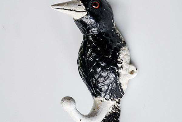 Magpie Hook Colour - Magpie Style