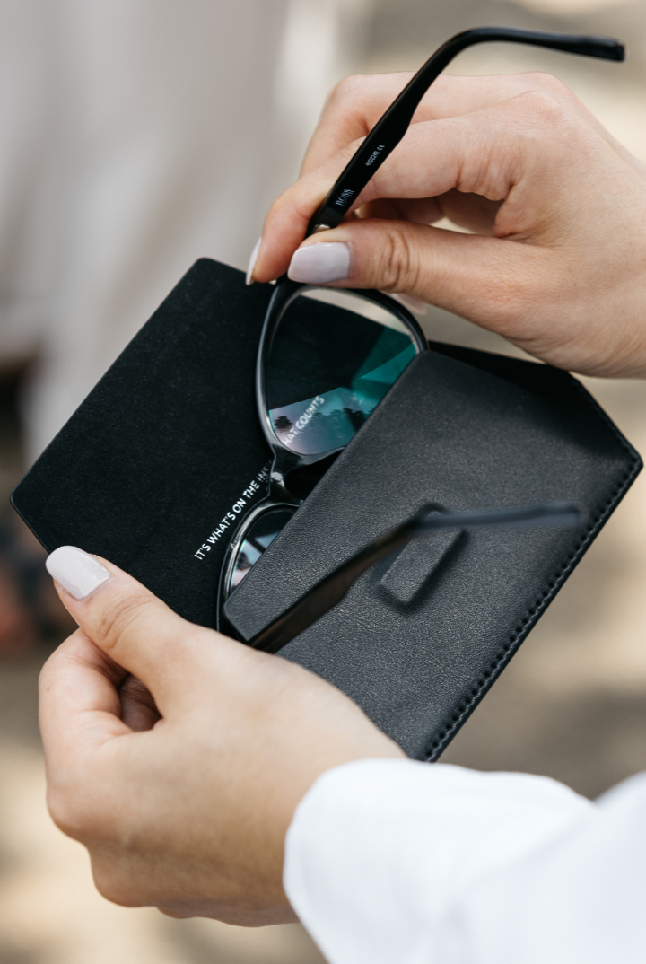 Fox and Leo glasses case - Black - Paula Ryan