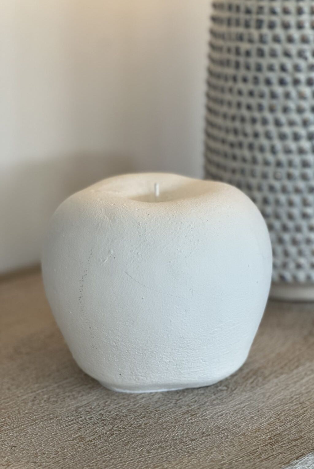 Apple - White - Magpie Style