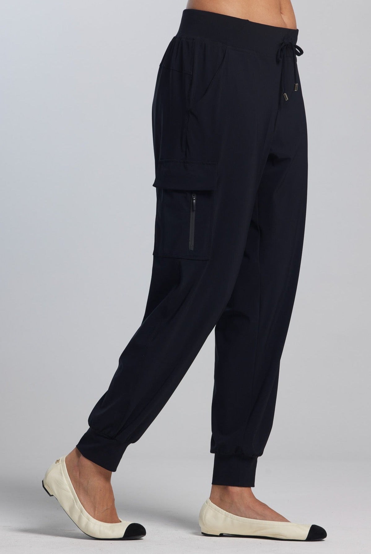 PAULA RYAN Zip detailed cuffed Pant - Black - Paula Ryan