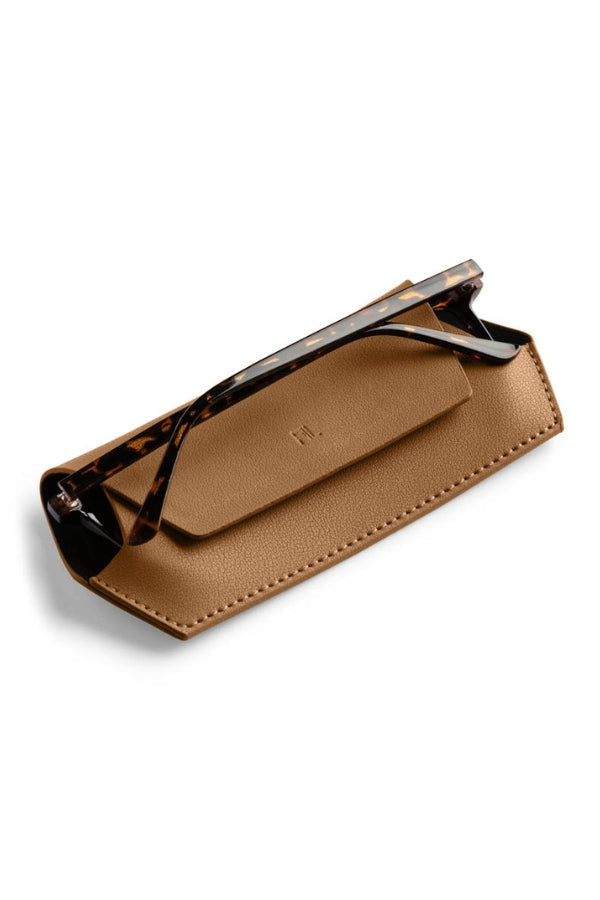 Fox and Leo glasses case - Tan - Paula Ryan