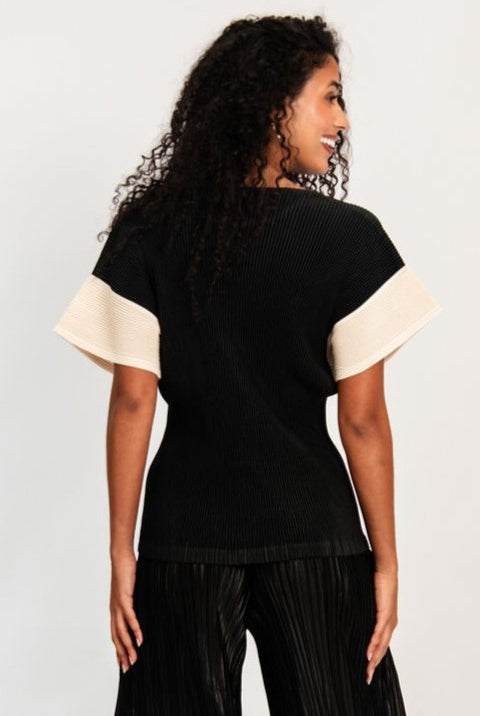 ALQUEMA - Manica Tee - Black Cream - Magpie Style