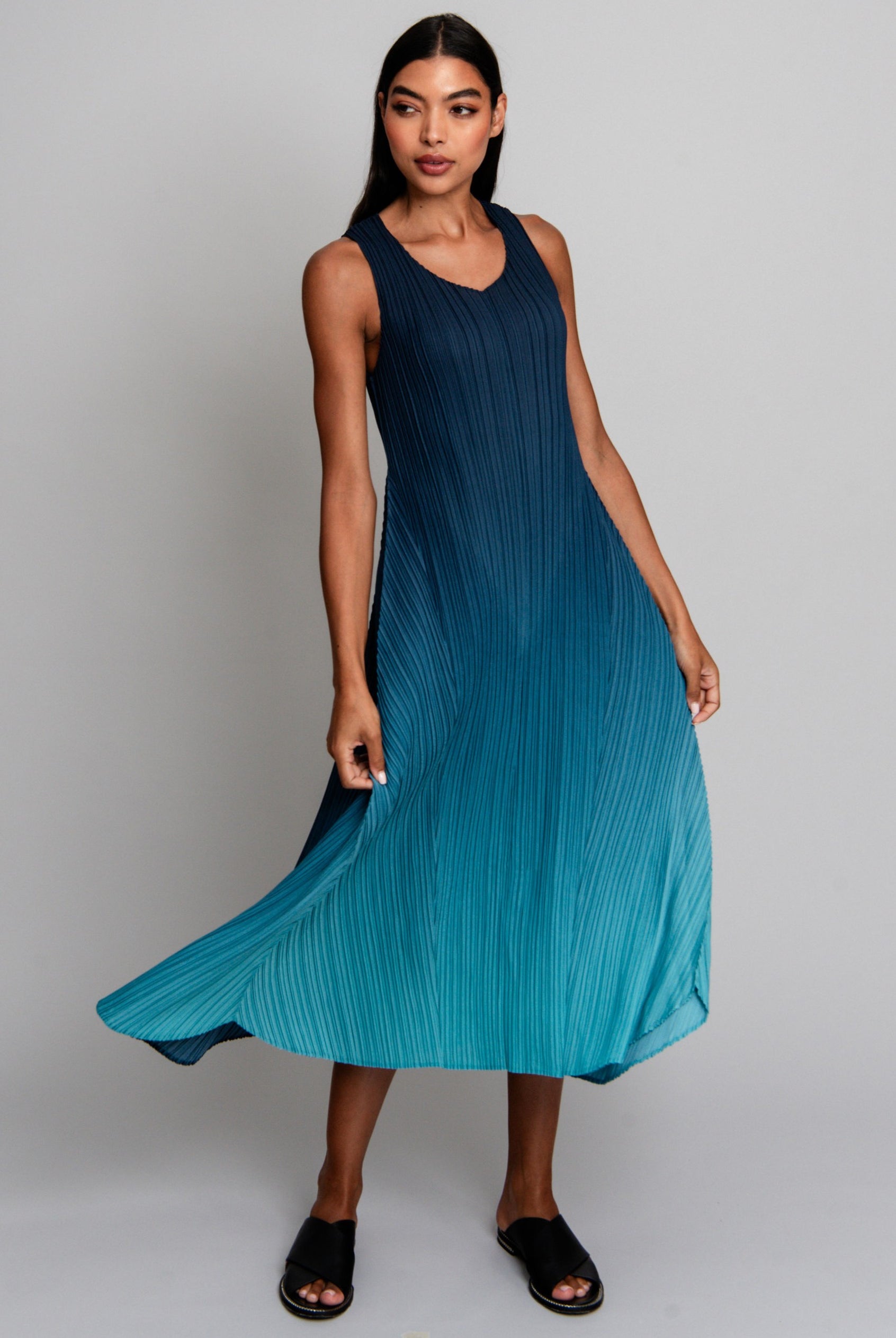 ALQUEMA Long Estrella Dress - Twilight Blue to Peacock - Magpie Style