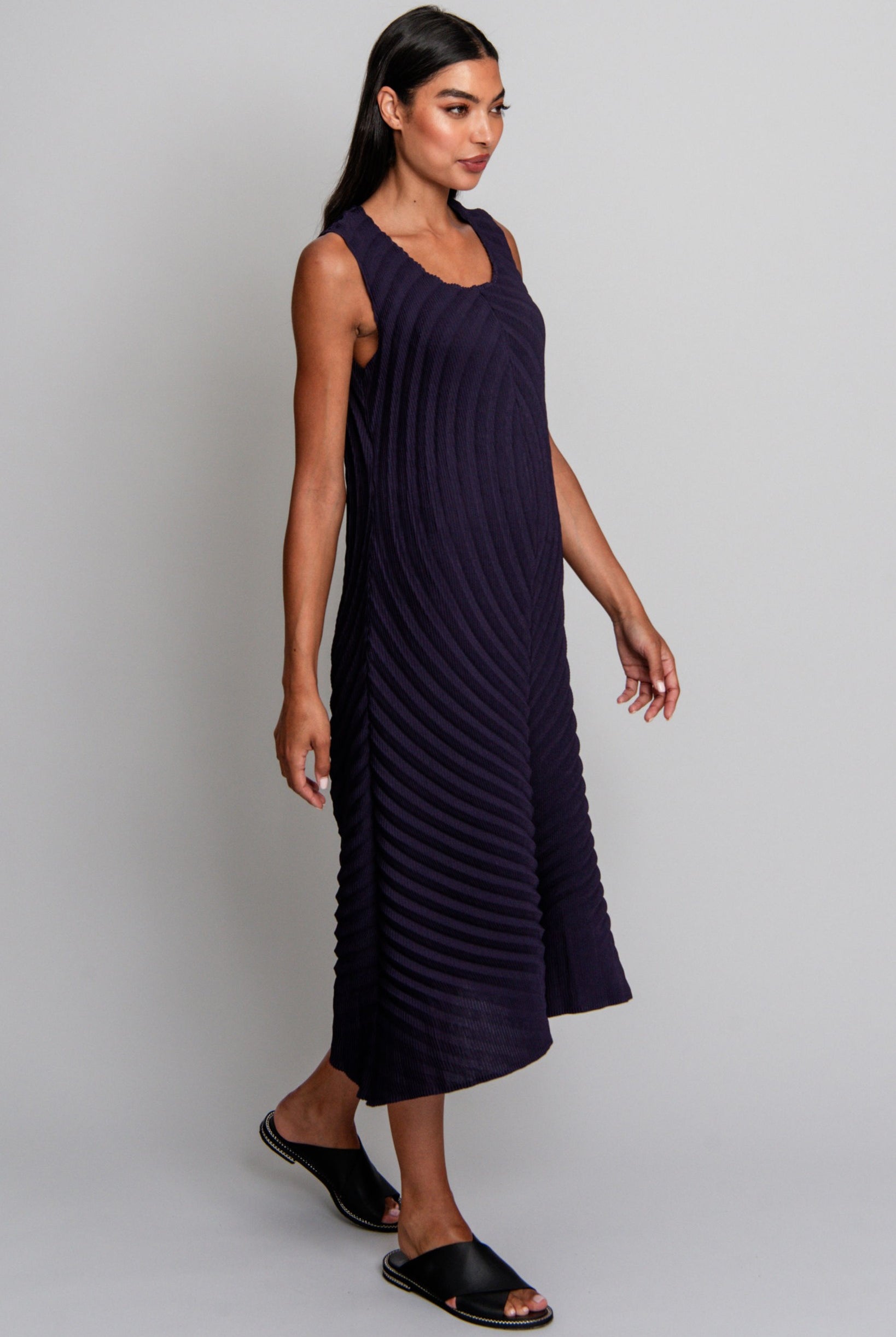 ALQUEMA Classico Dress - Mulberry - Magpie Style