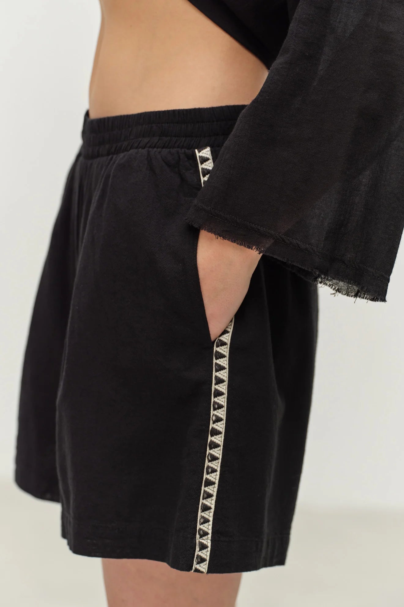 DEVOTION TWINS Thalia Short - Black - Magpie Style