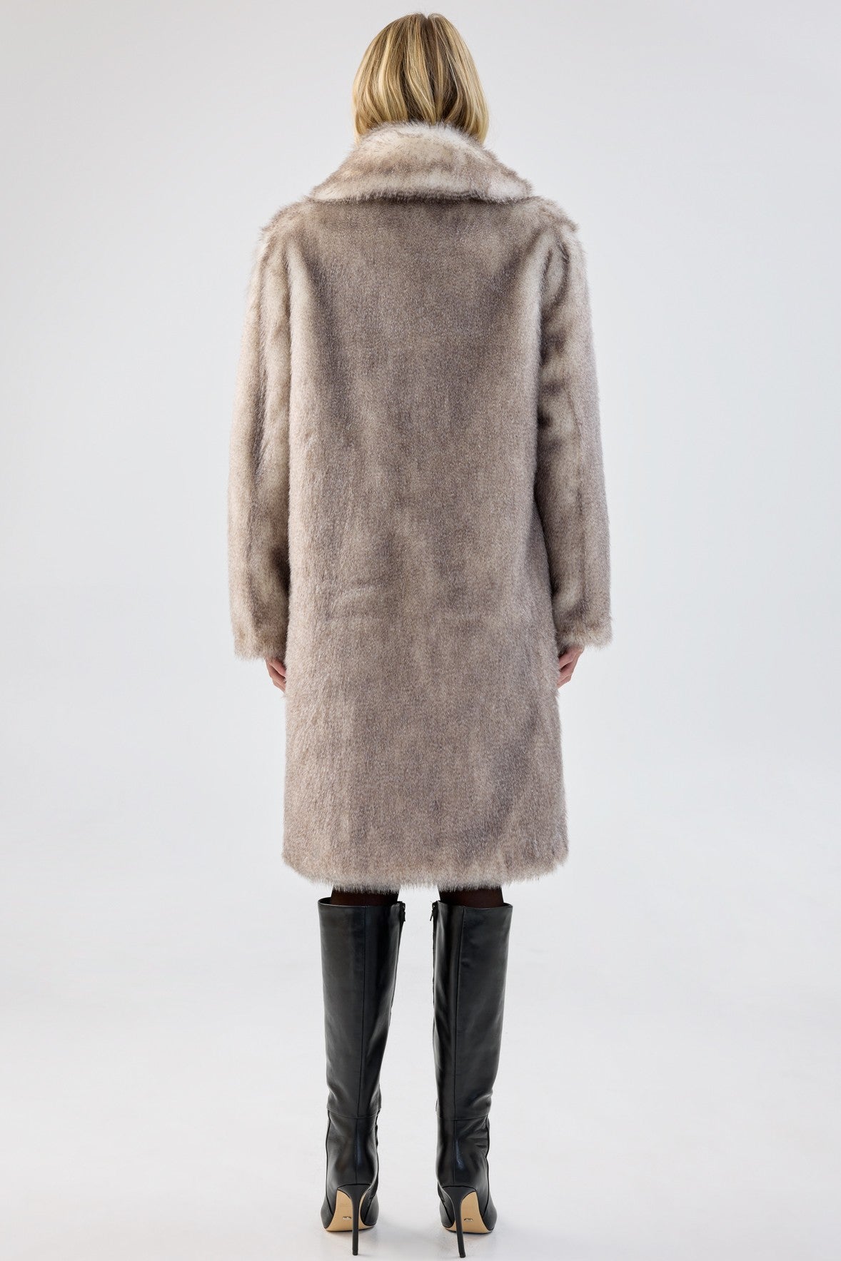 UNREAL FUR - Elixir Coat - Magpie Style