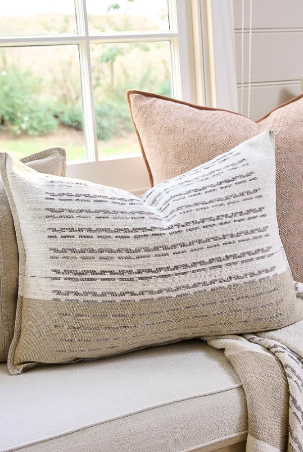 Hagen Cushion - Off White/Slate - 40x60cm - Magpie Style