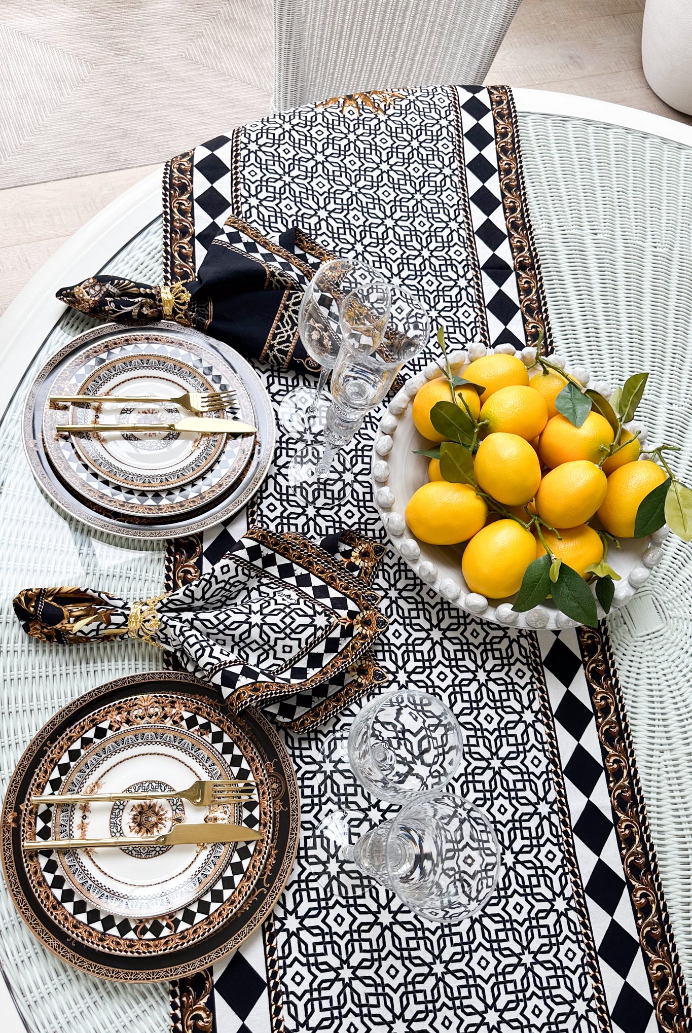 CAMILLA - Table Runner Look Up Tesoro - Magpie Style