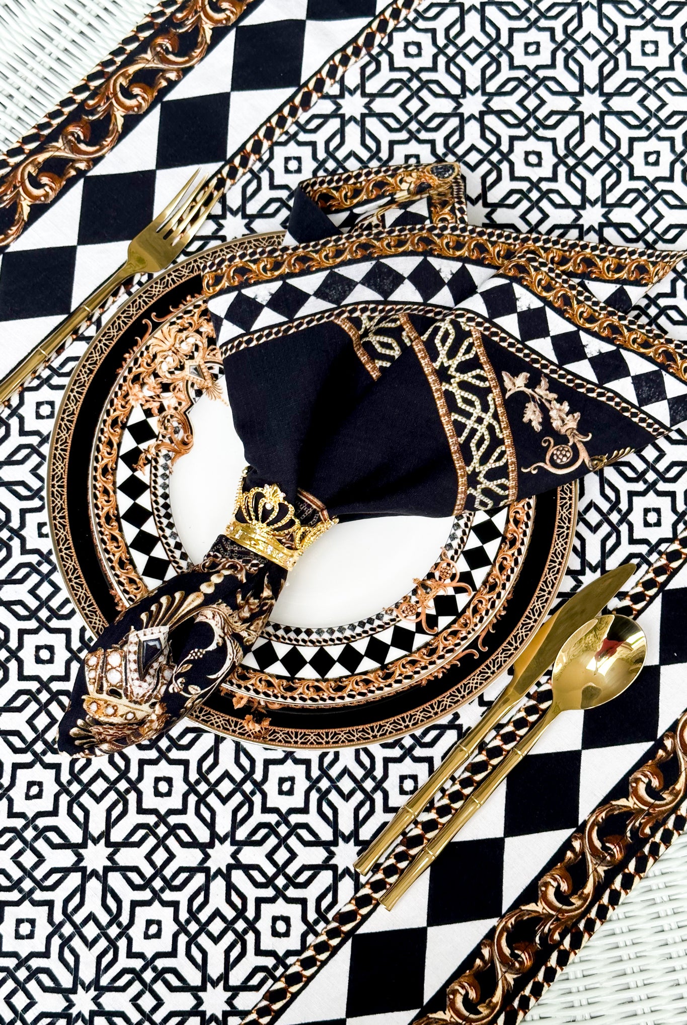 CAMILLA - Napkins 4 Piece Set Look Up Tesoro - Magpie Style