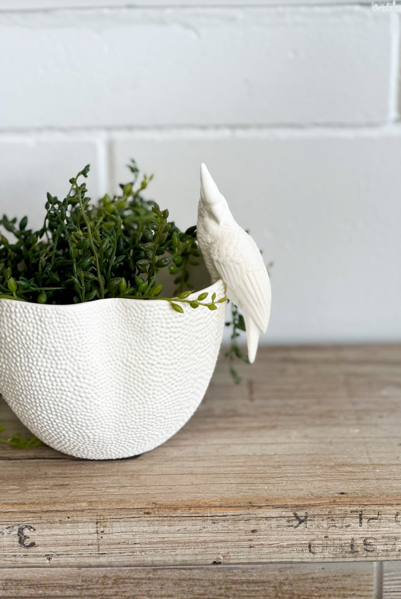 Porcelain Hanging Bird - Cockatoo - Magpie Style