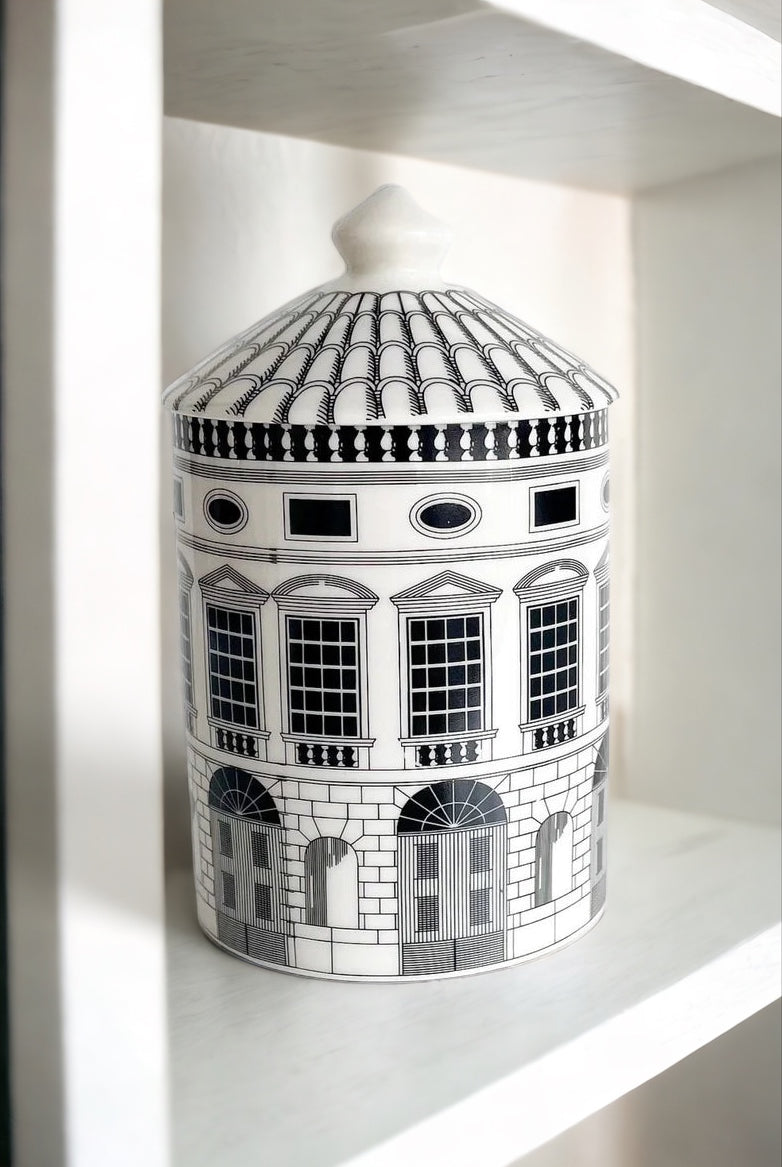AMANDA ALEXANDER Mayfair Candle - Carpri - Magpie Style
