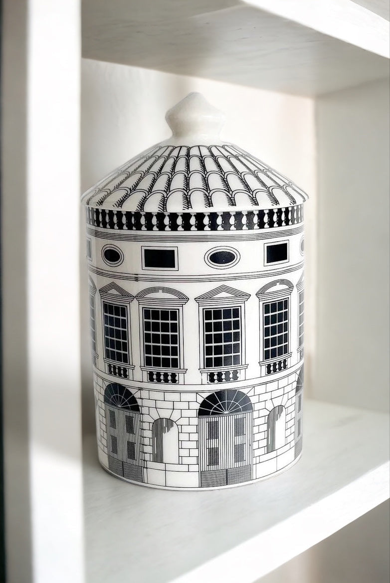 AMANDA ALEXANDER Mayfair Candle - Carpri - Magpie Style