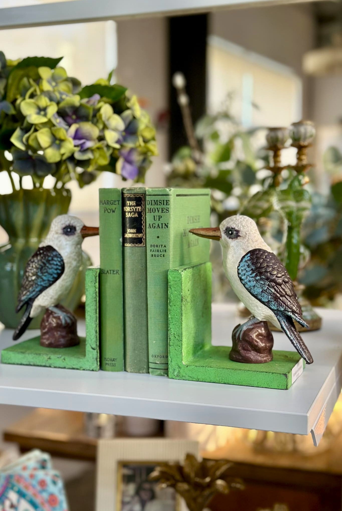 Kookaburra Bookends - Magpie Style