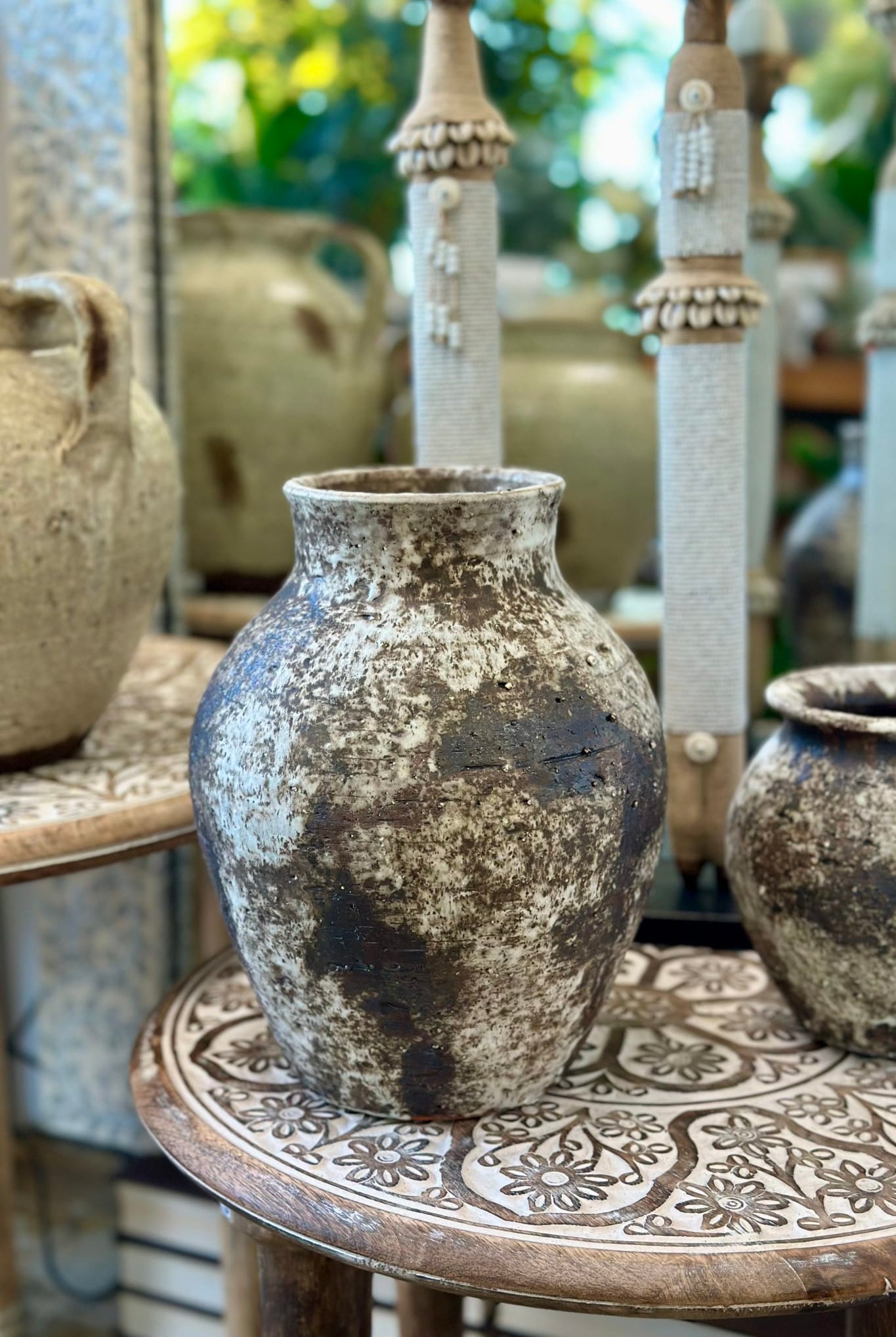 Medium Lucca Urn - Magpie Style