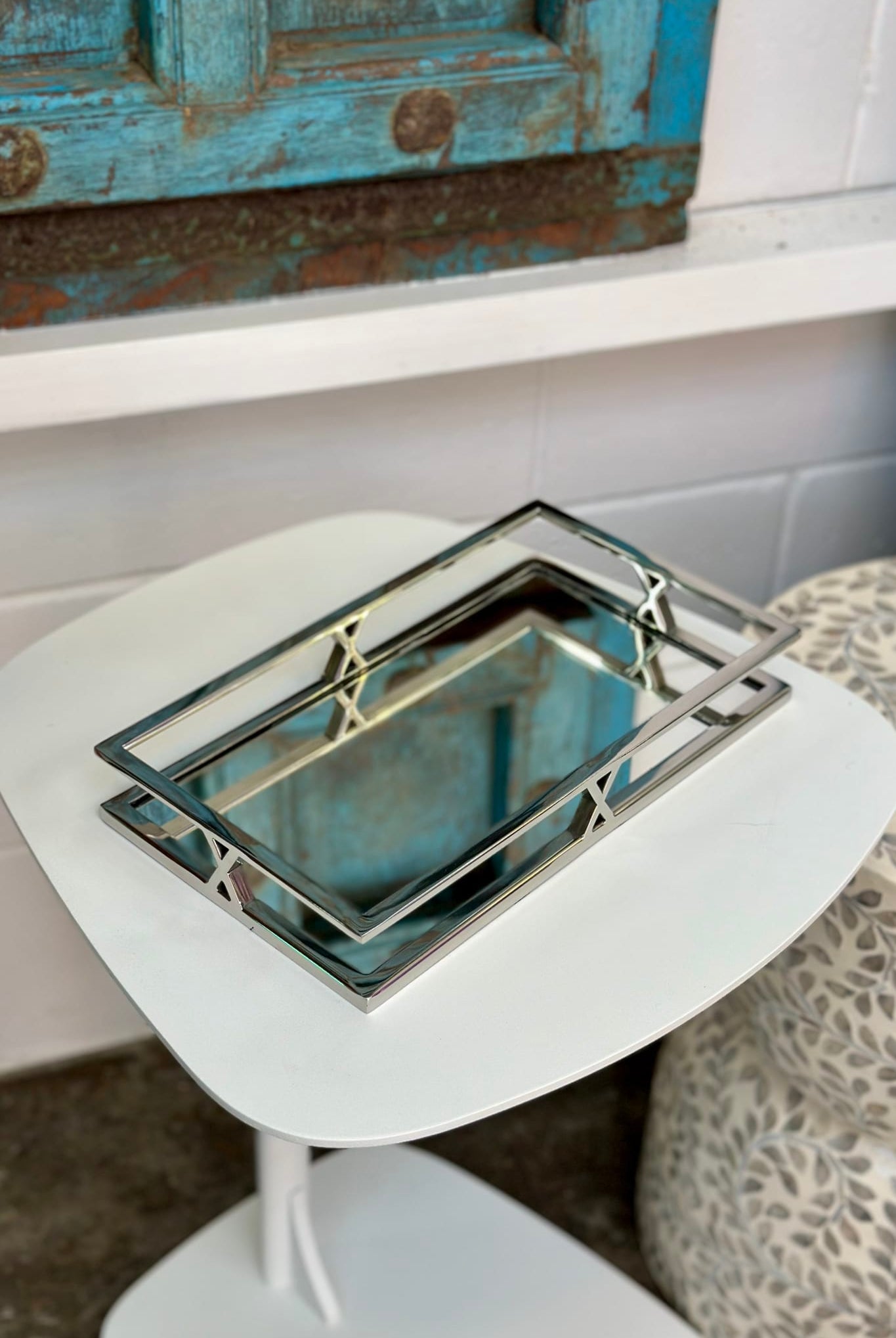Small Ten X Mirror Tray - Magpie Style