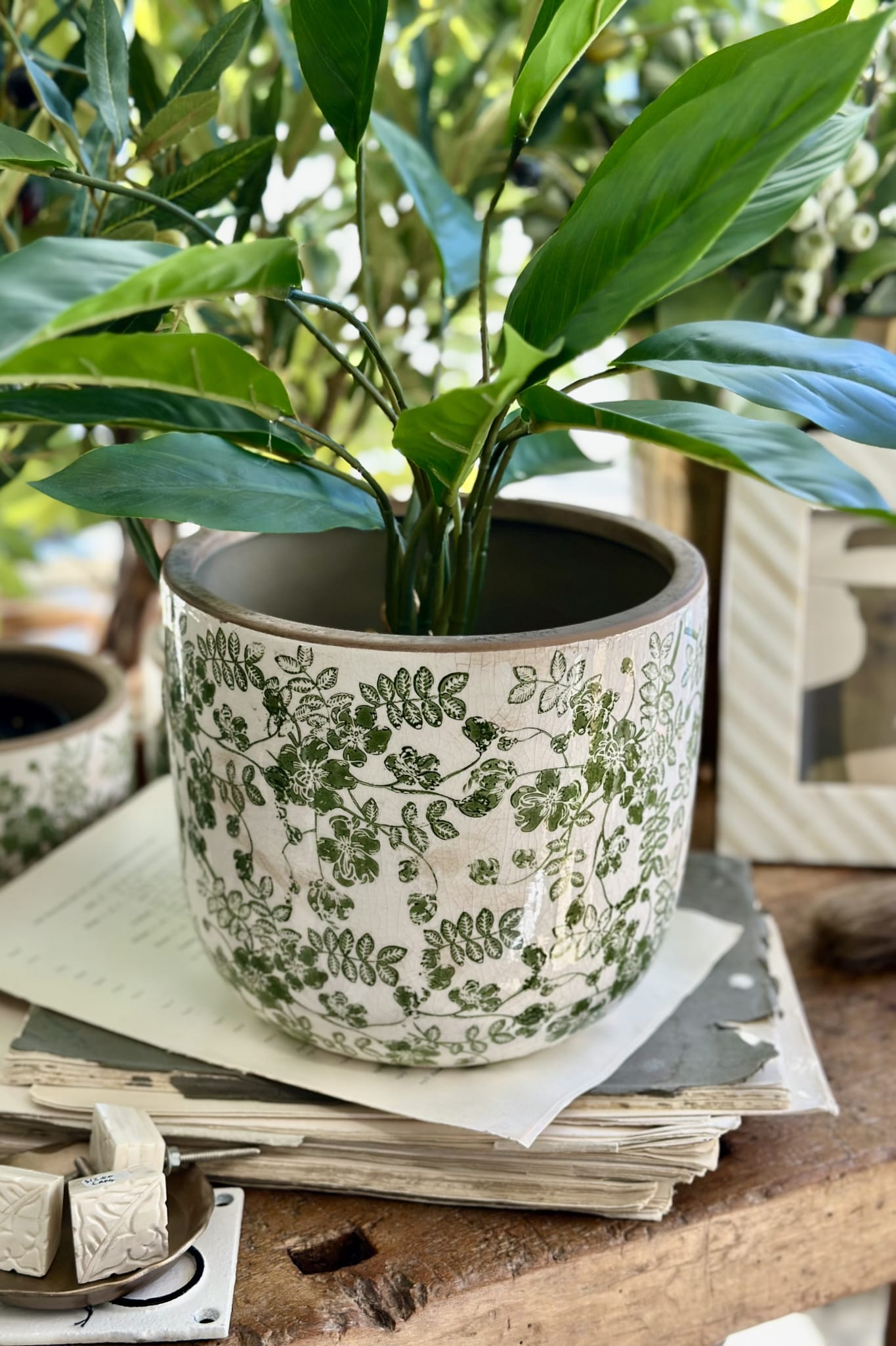 Flower Planter - Large - Magpie Style