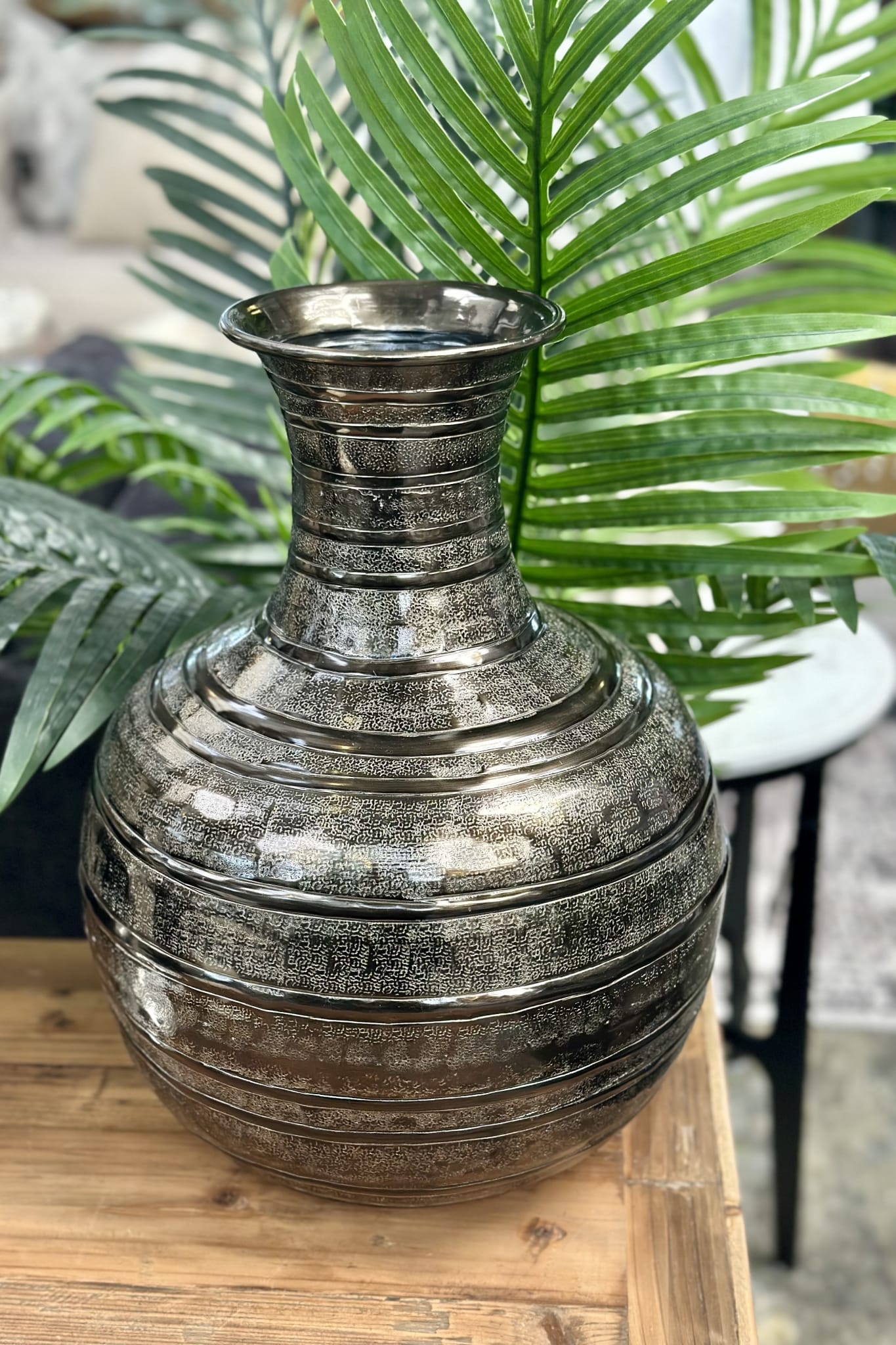 Smoke Metallic Vase - Medium - Magpie Style