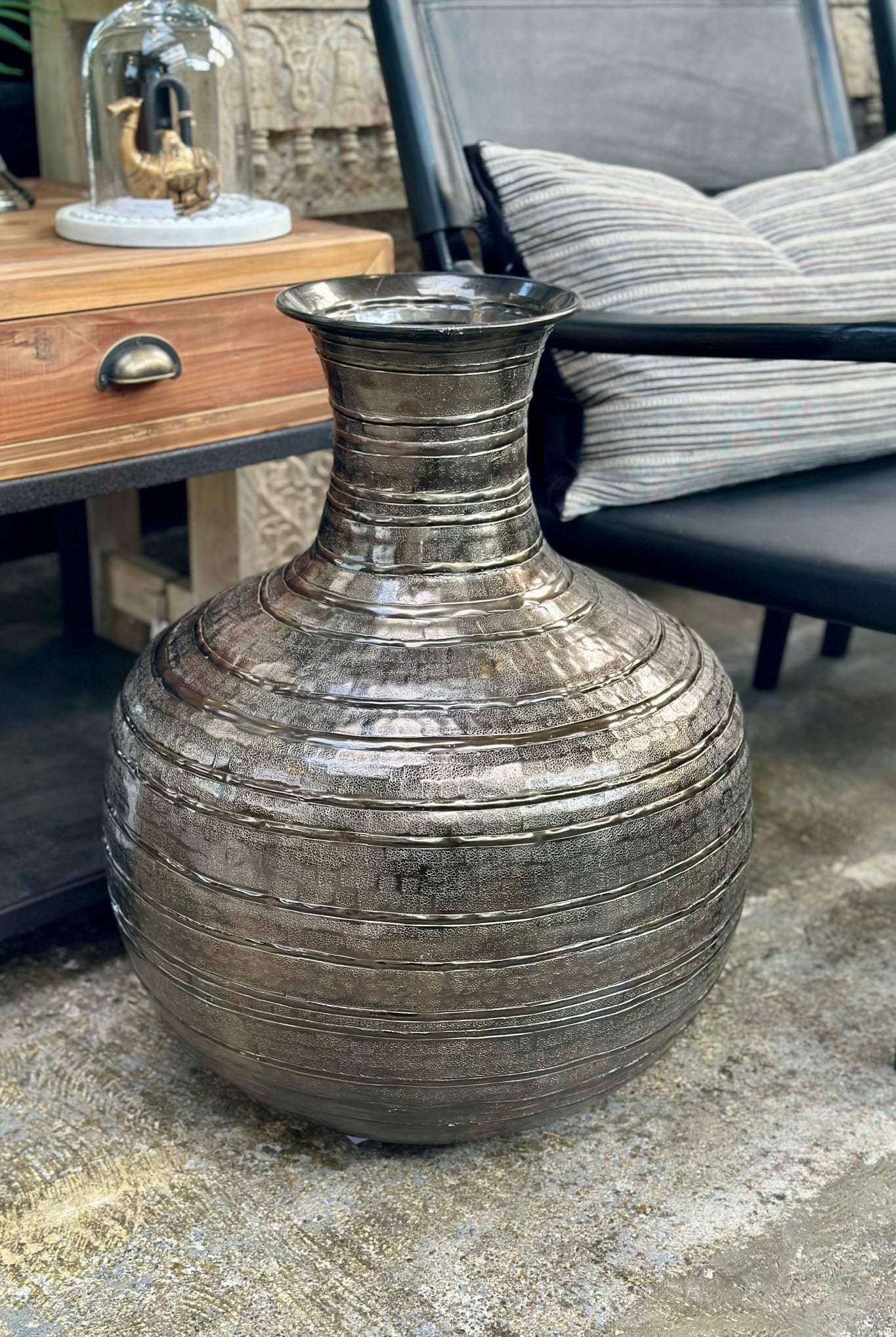 Smoke Metallic Vase - Extra Large - Magpie Style