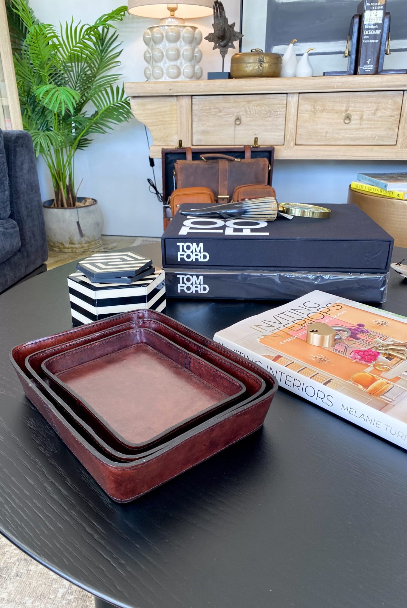 Large Leather Curved Tray - Dark Brown - Magpie Style