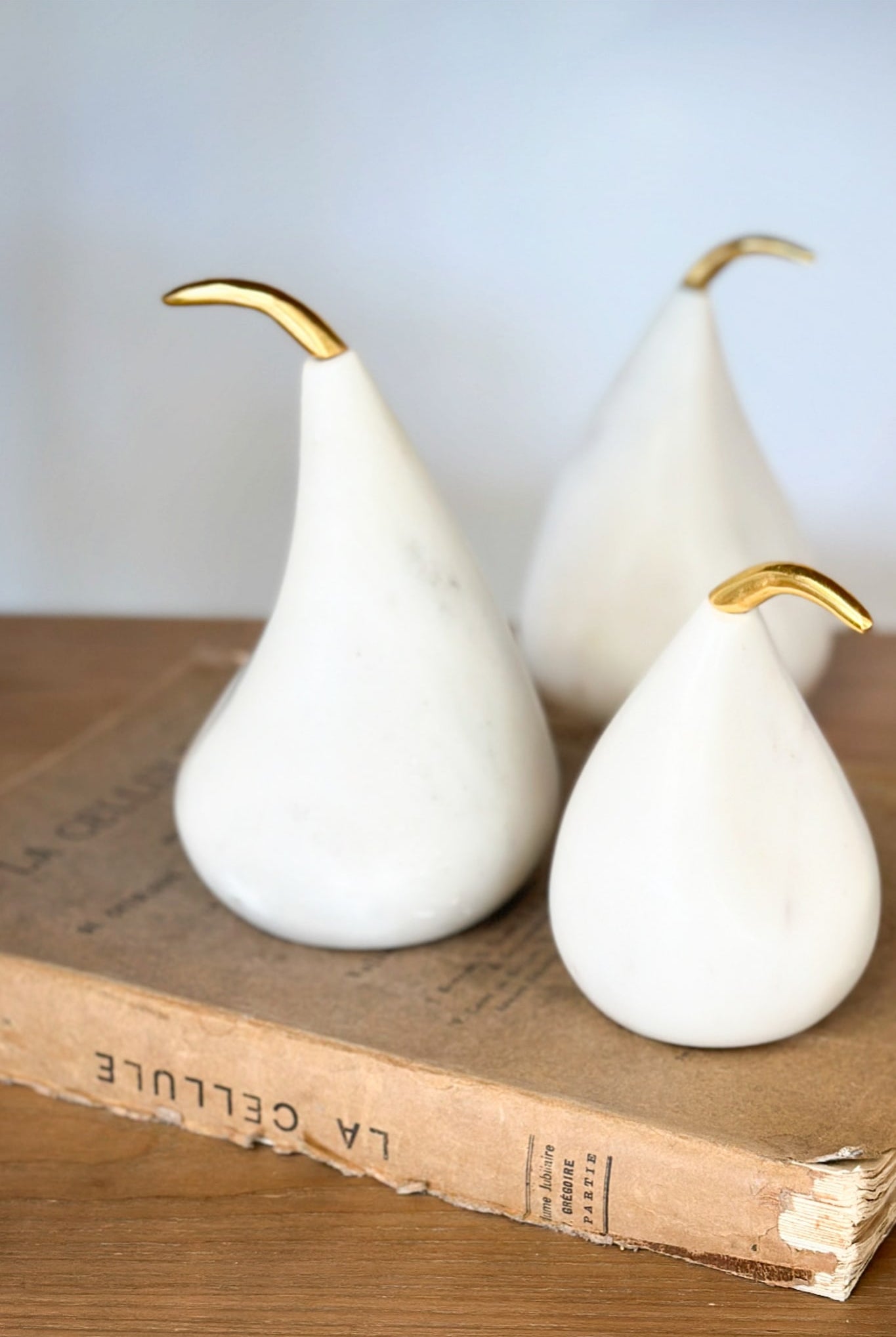 Modern Sculpted White Marble Pear (Gold Stem)- Medium - Magpie Style