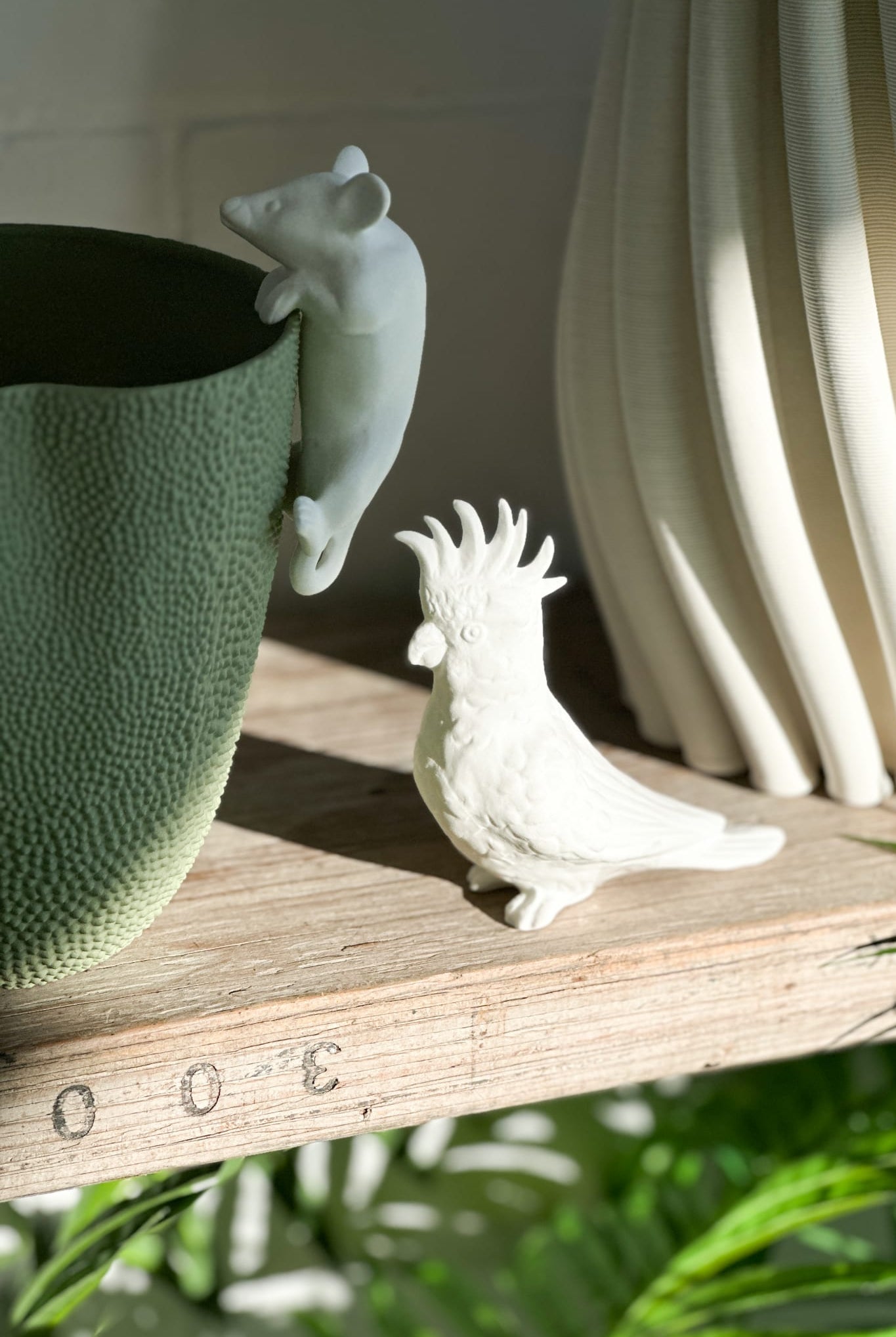 Porcelain Mini Cockatoo - Magpie Style