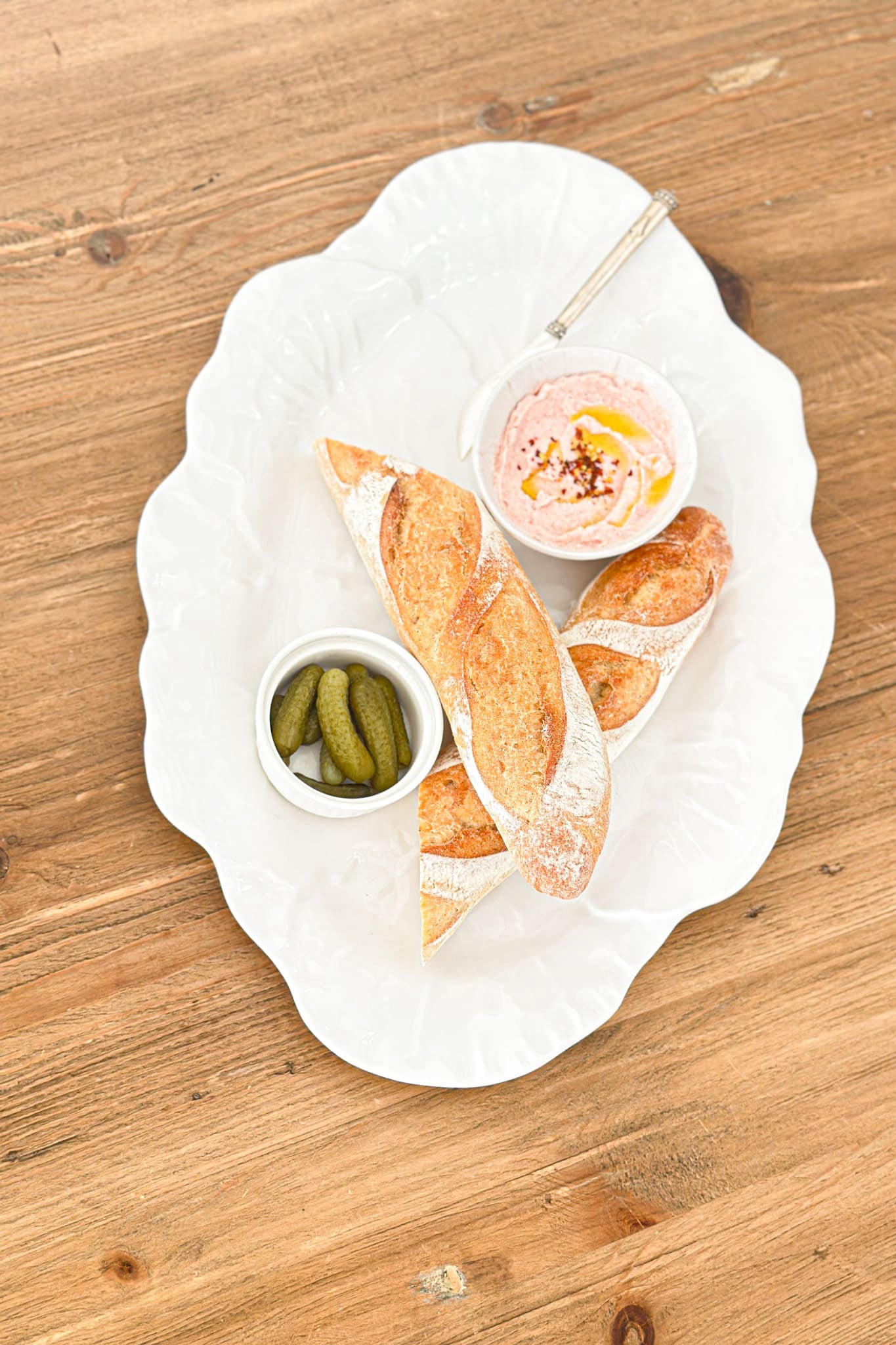 XL Oval Cabbage Melamine Platter 50cm - Magpie Style