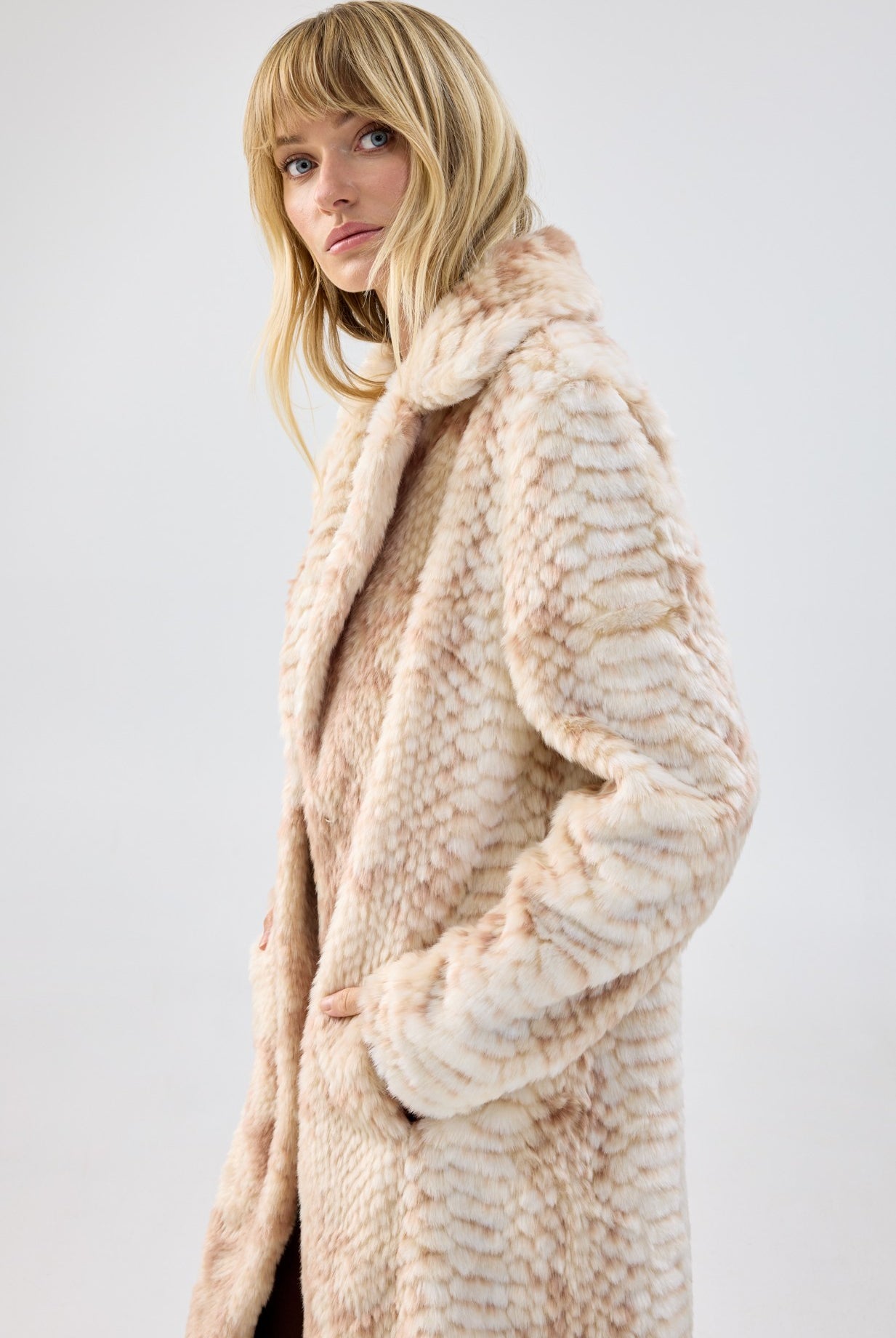 UNREAL FUR - Montmartre Coat - Magpie Style