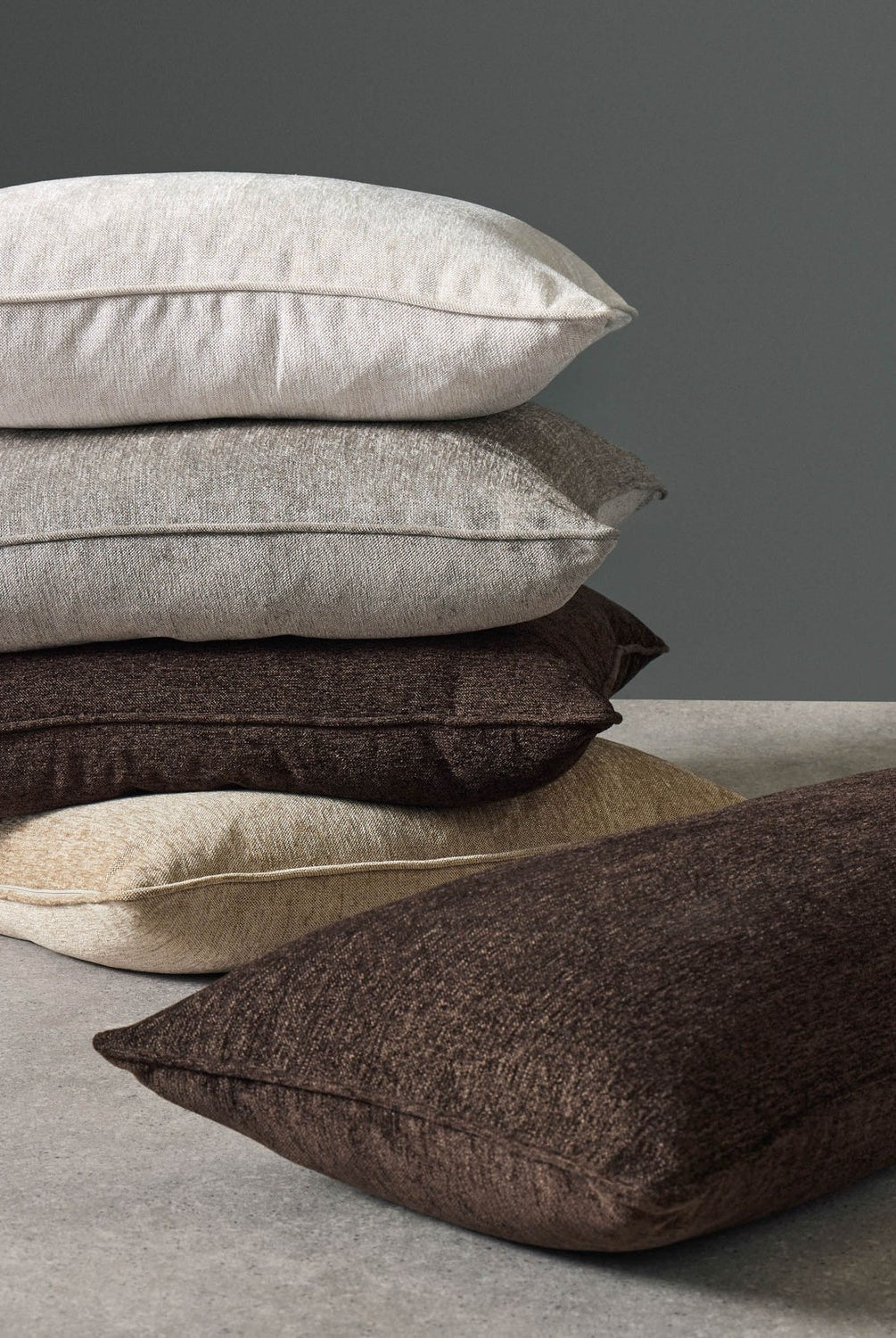 Valencia Cushion - Grey