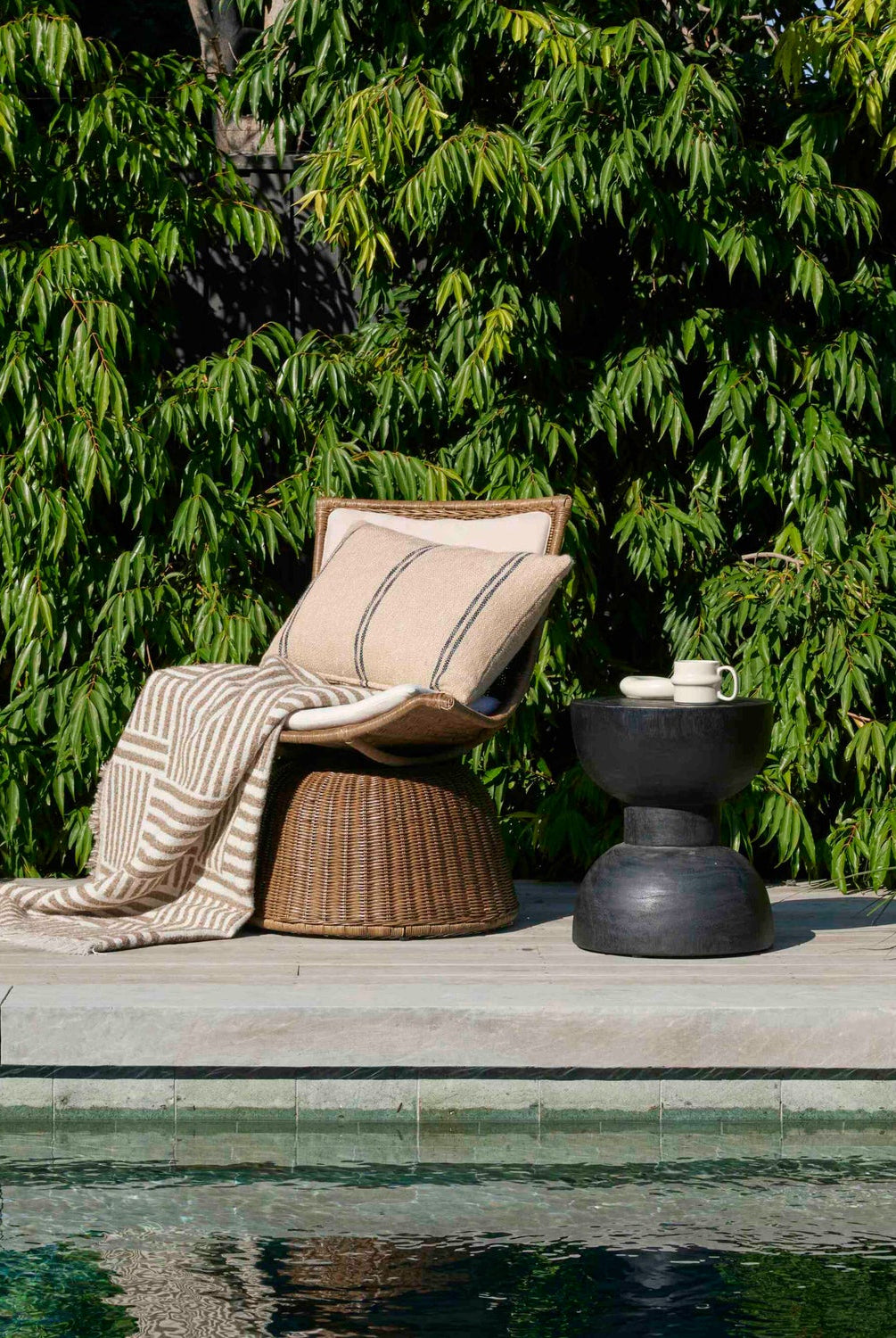 Rio Indoor & Outdoor Cushion - Natural & Black