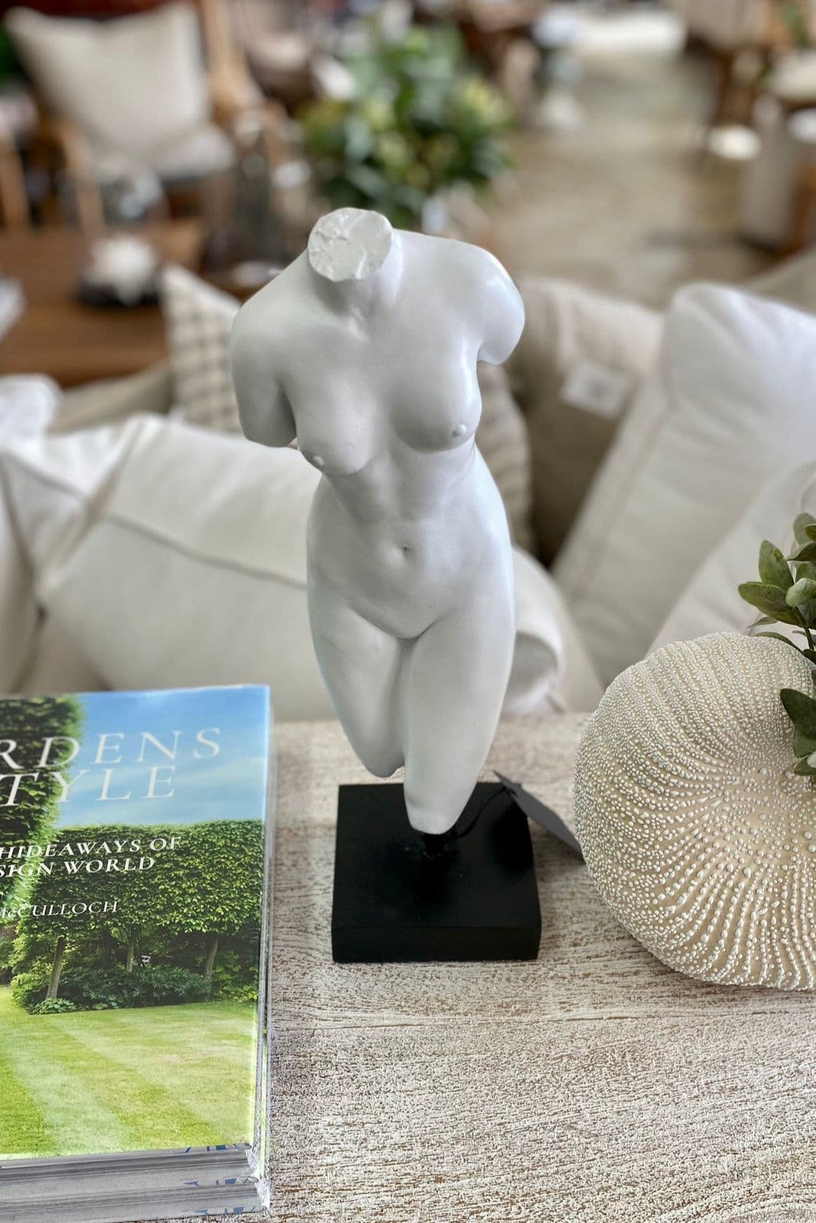 Hera Figure On Stand - Magpie Style