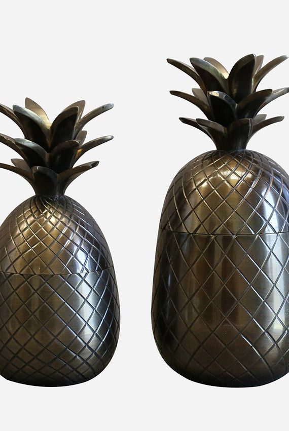 Dark Carribbean Medium Pineapple, alternate view